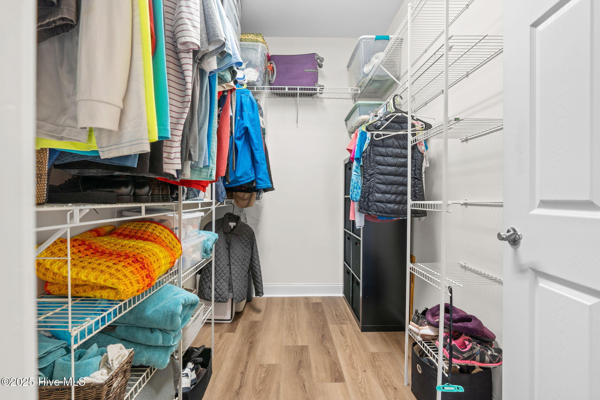 100536839 | Photo 20