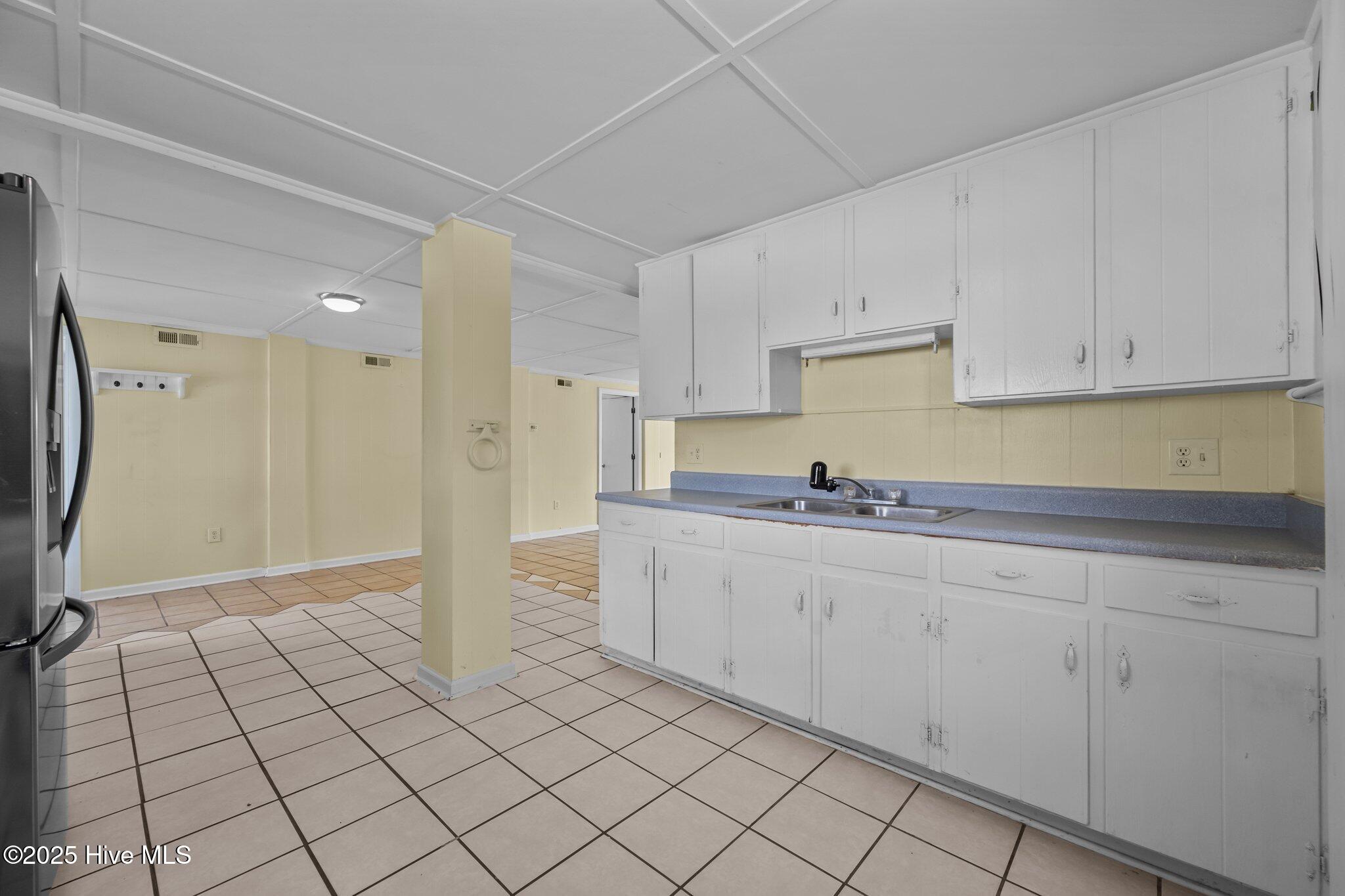 100555886 | Photo 13