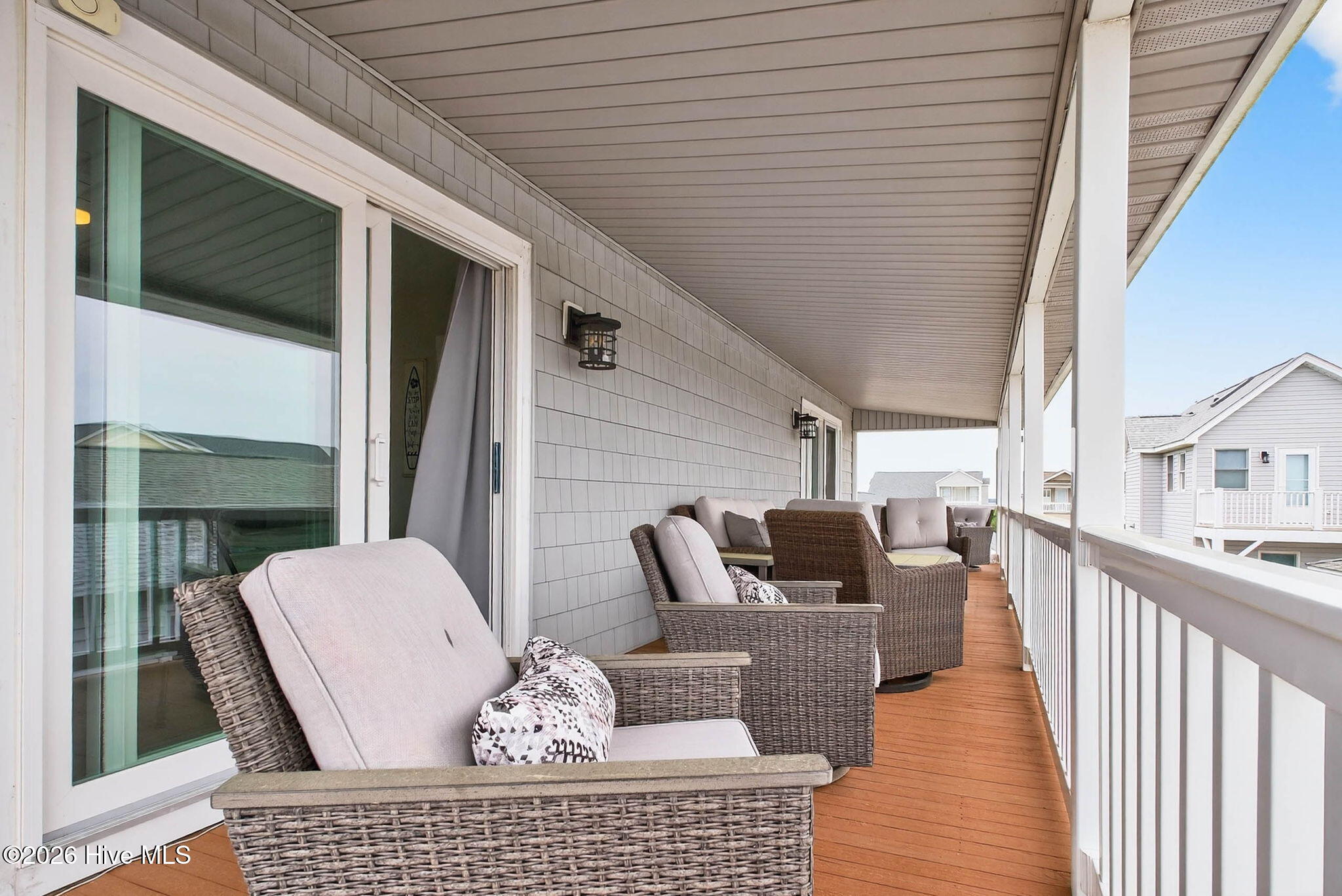 100565816 | Photo 39