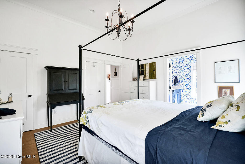 100561148 | Photo 30