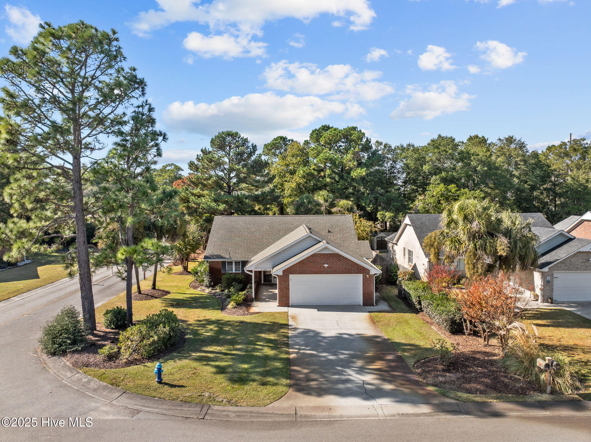 100540163 | Photo 42