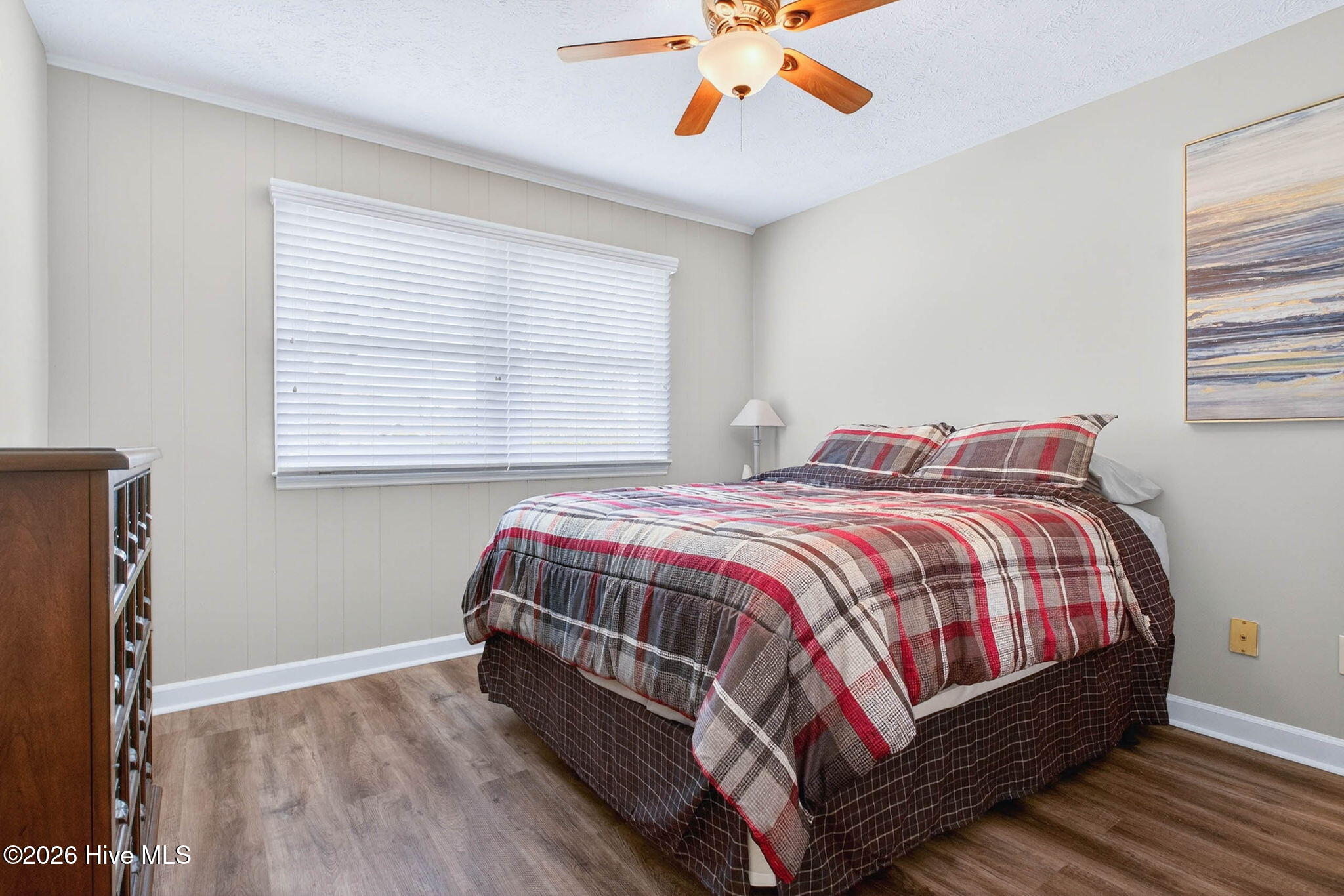 100563567 | Photo 17