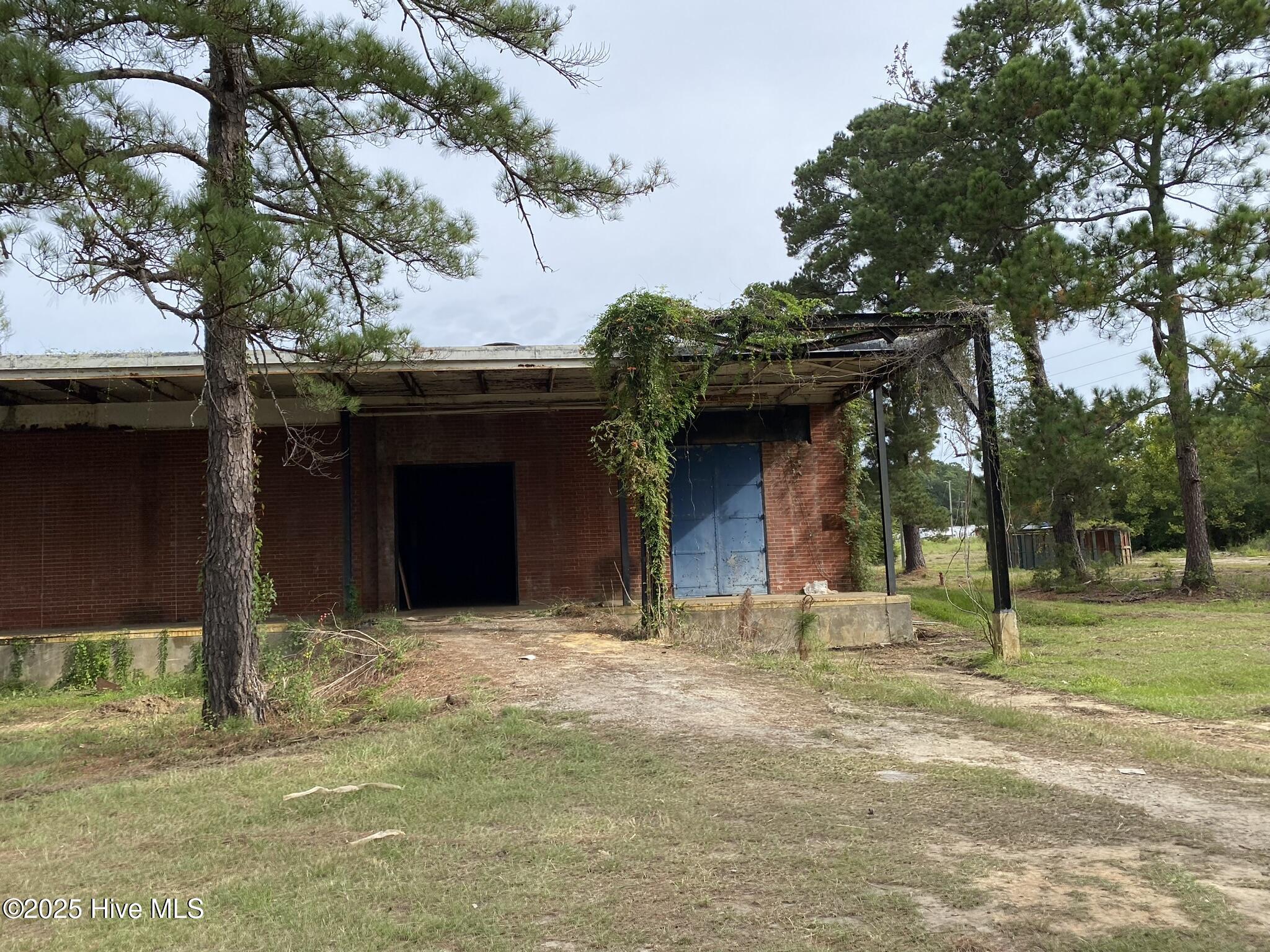 523 Flitter Hill Road, Whiteville, NC, 28472