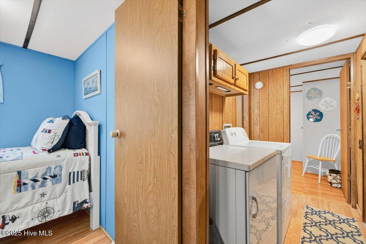 100536232 | Photo 28