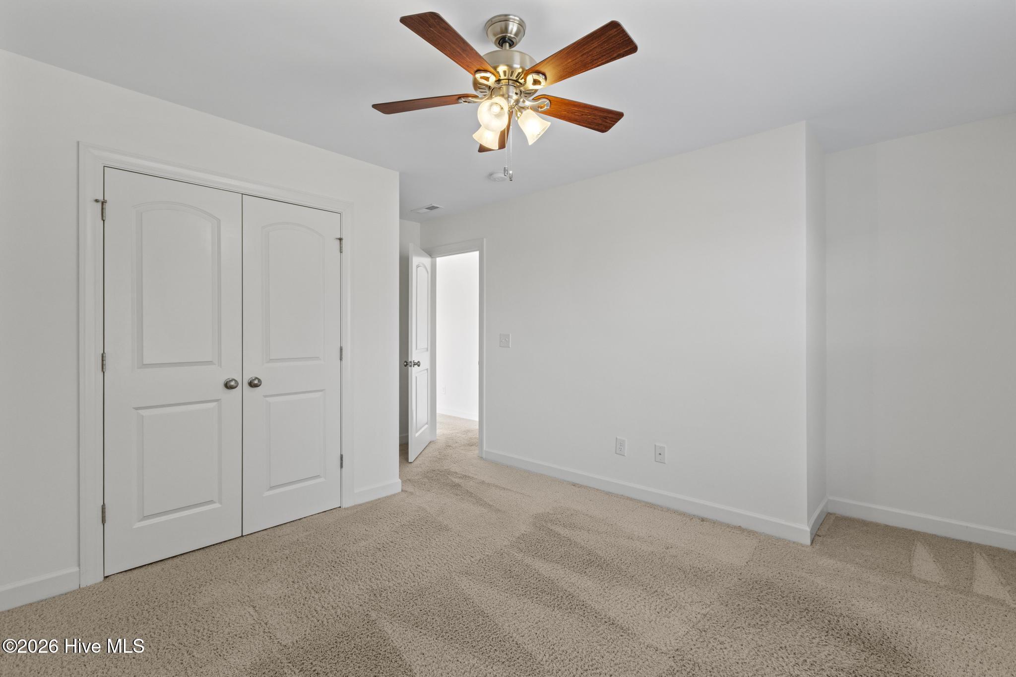 100554493 | Photo 28