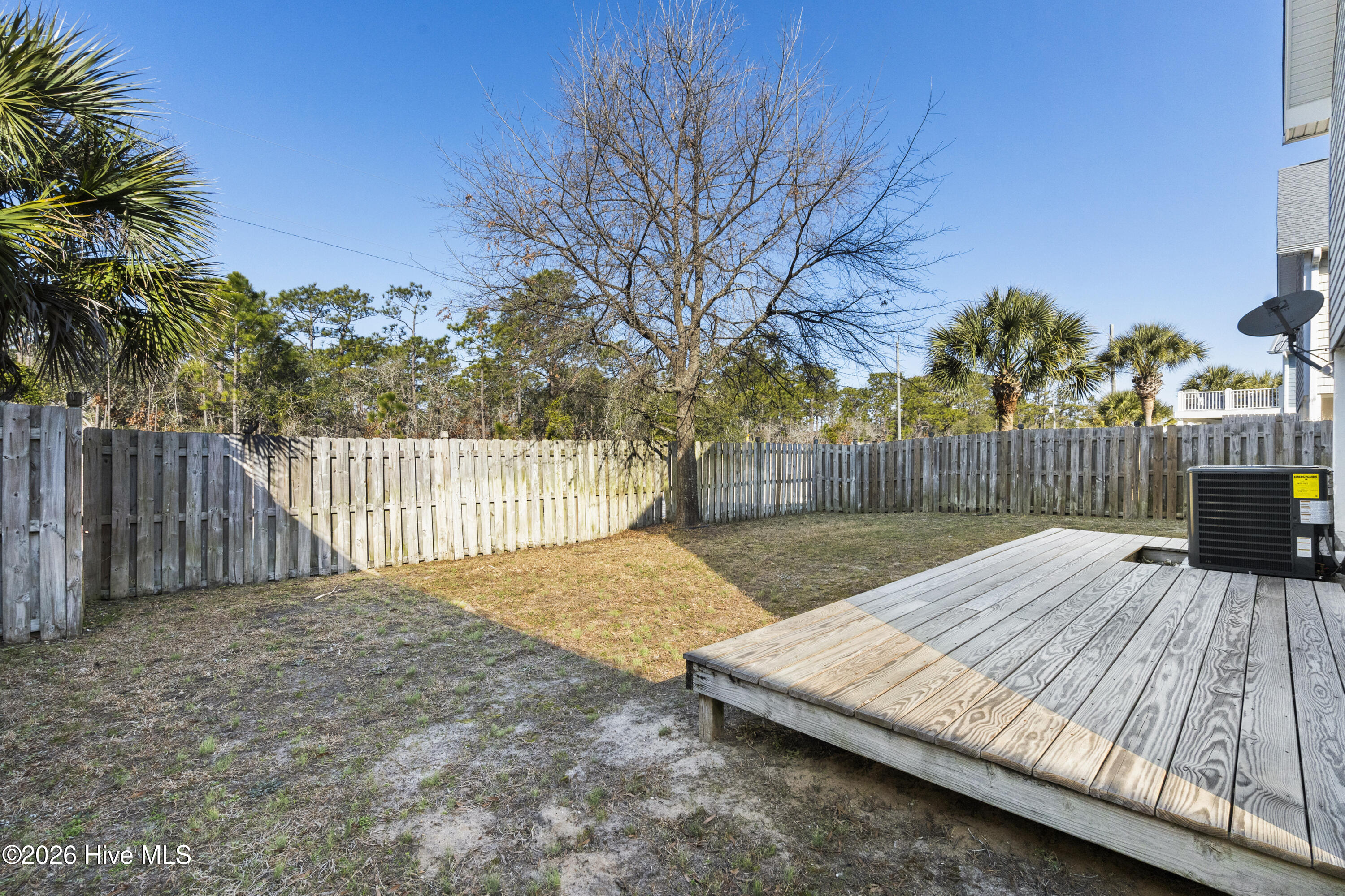 100554105 | Photo 33