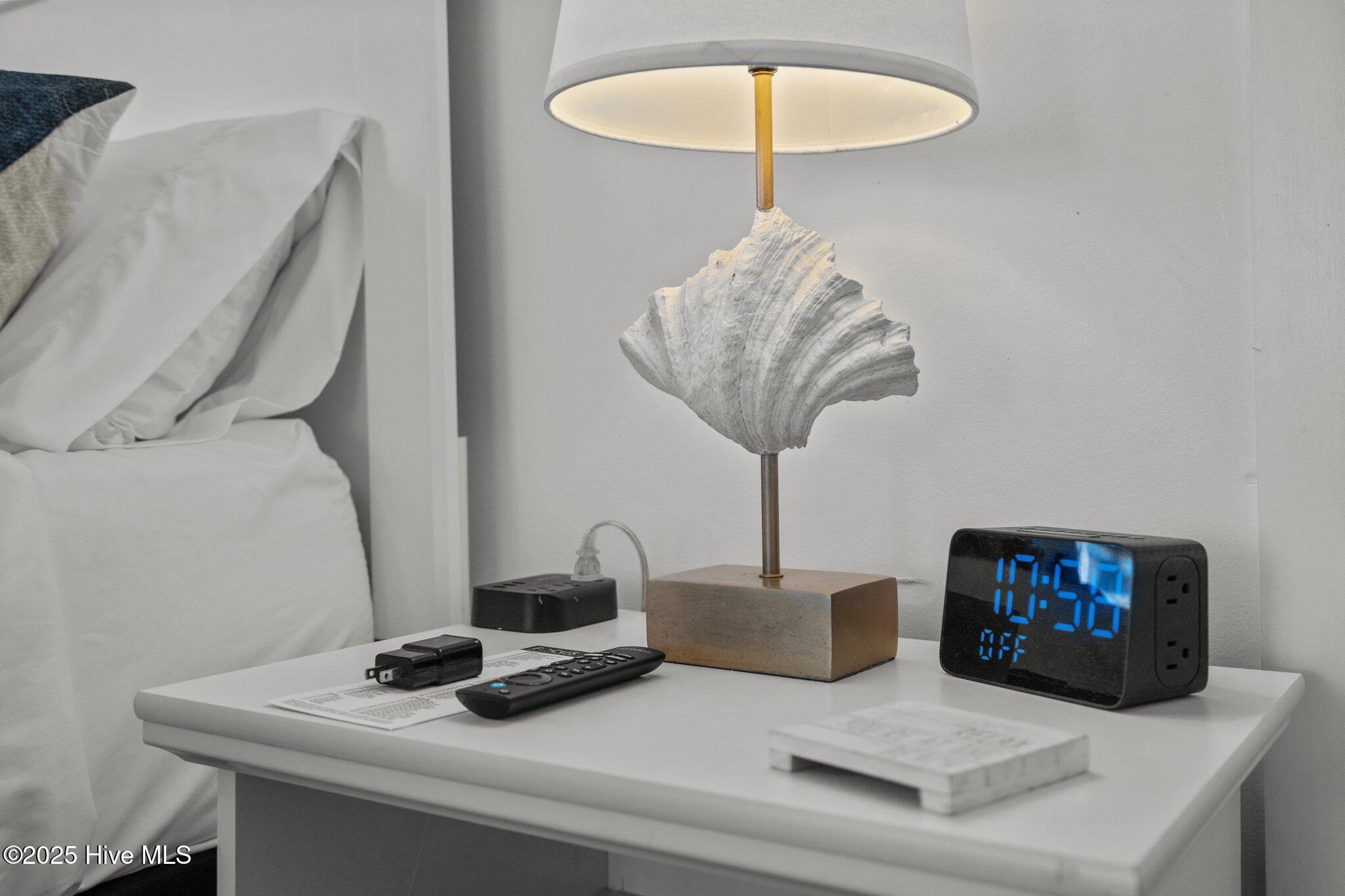 100537194 | Photo 41