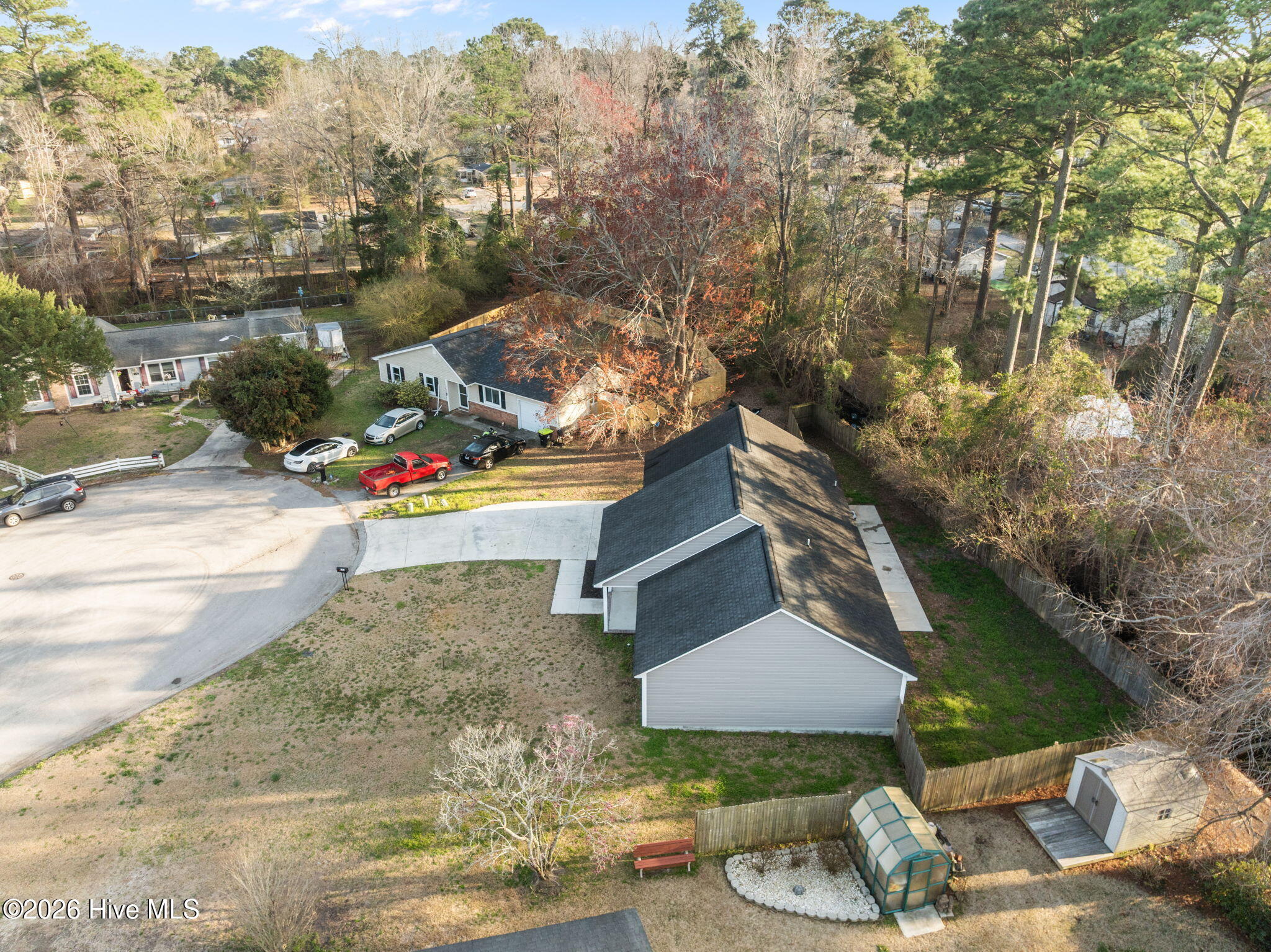 100558814 | Photo 43