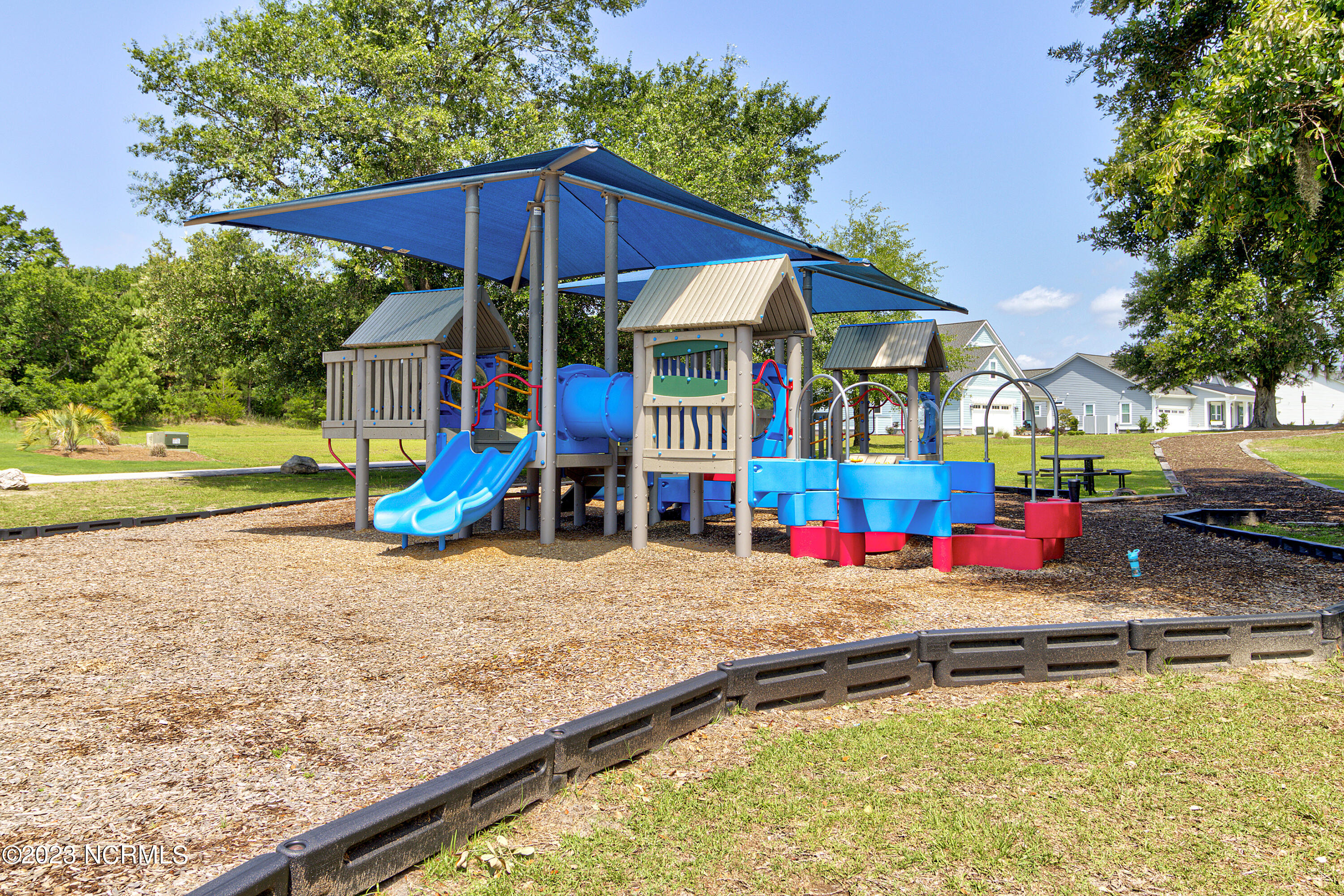 100391877 | Photo 41