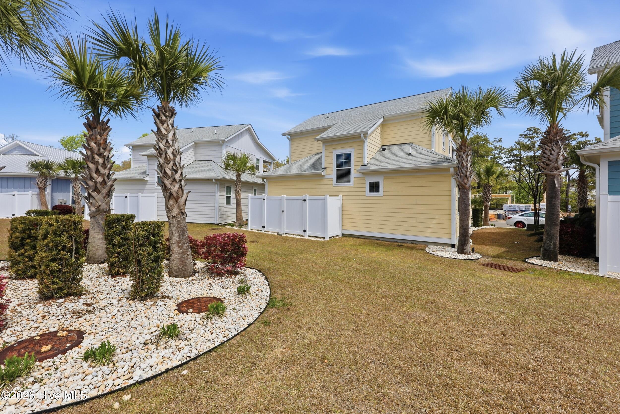 100564588 | Photo 22