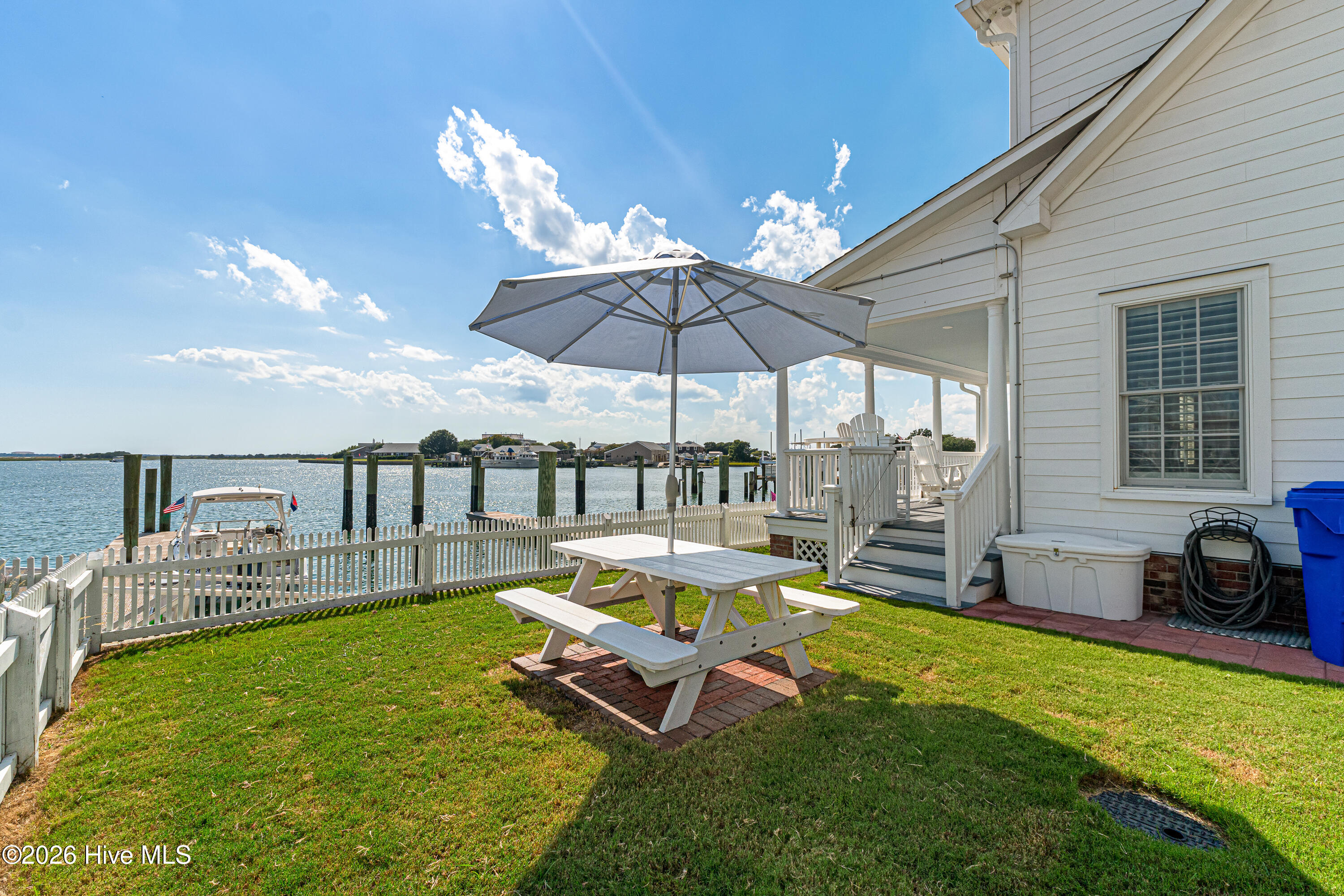 122 Front Street & Slip #5,Beaufort