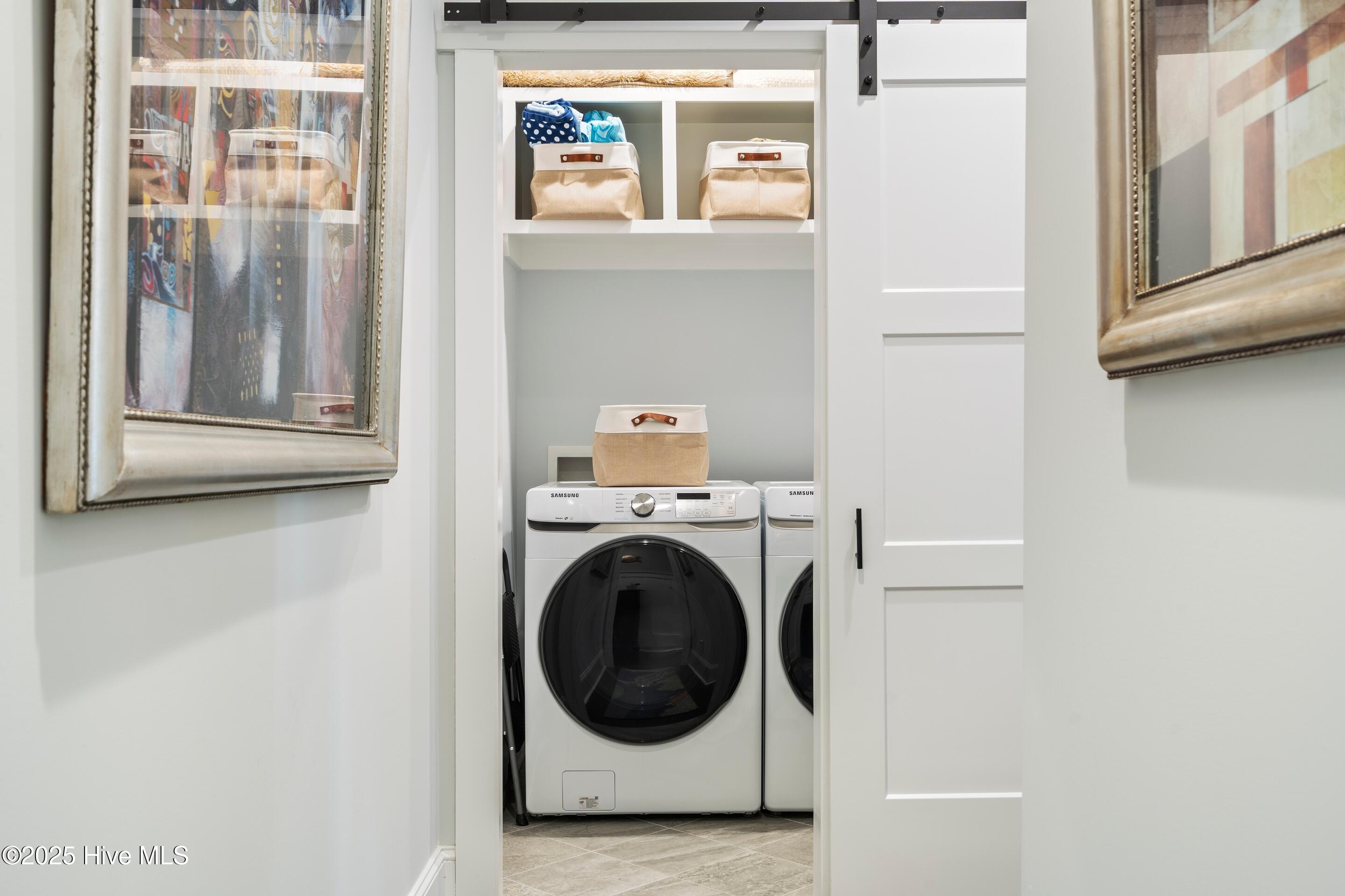 100542073 | Photo 42