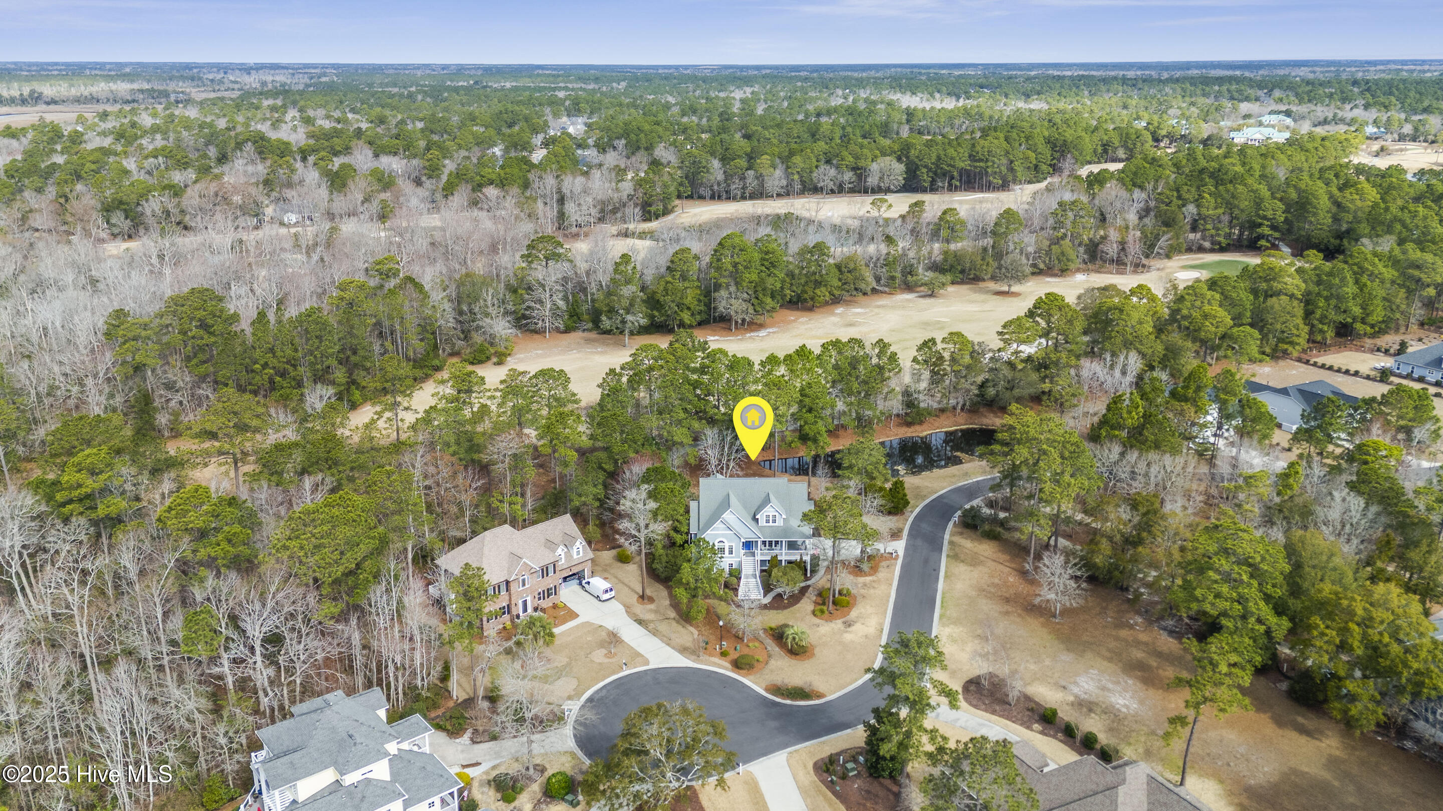 100493610 | Photo 111