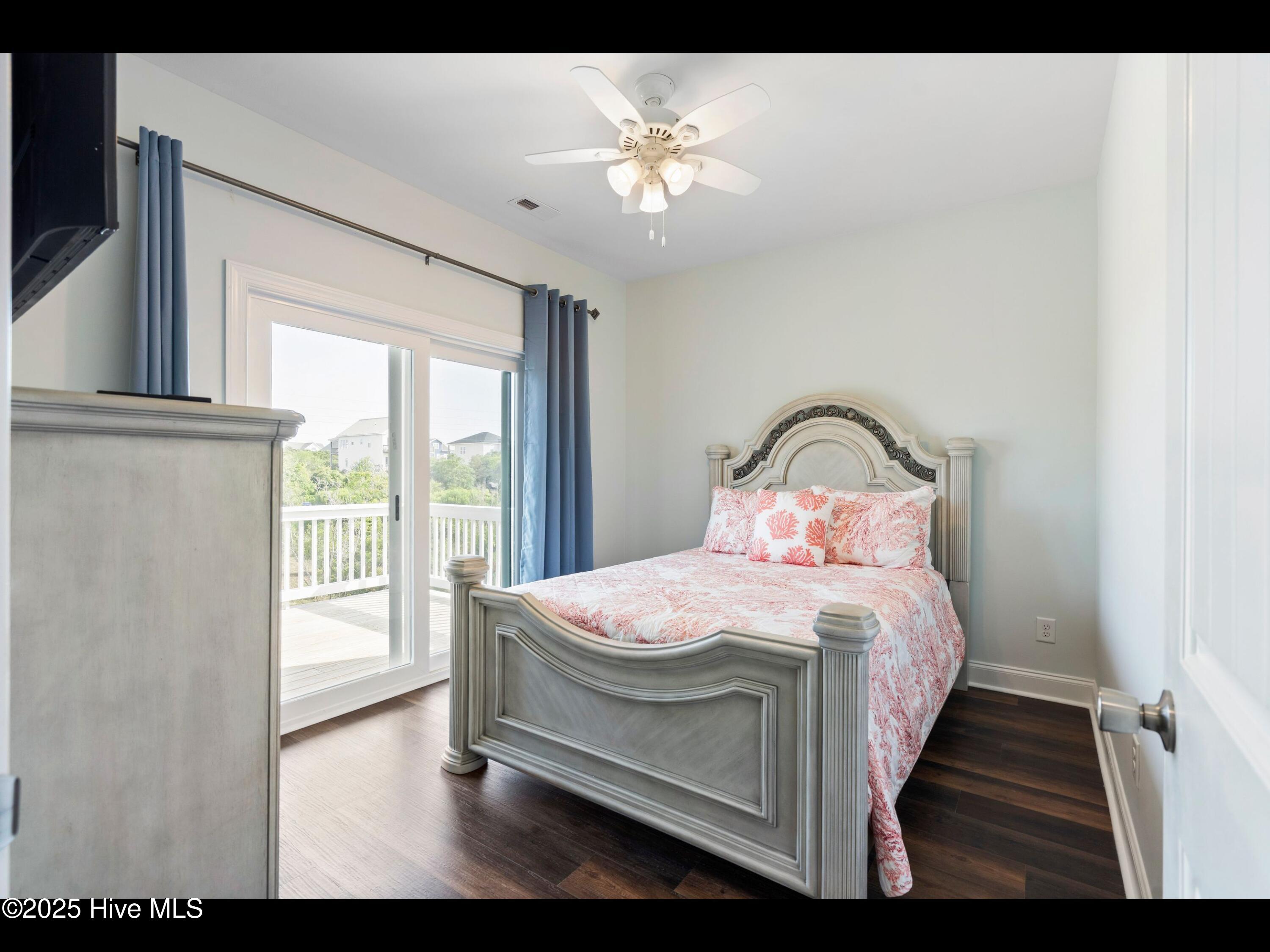 2083 New River Inlet Road A,North Topsail Beach