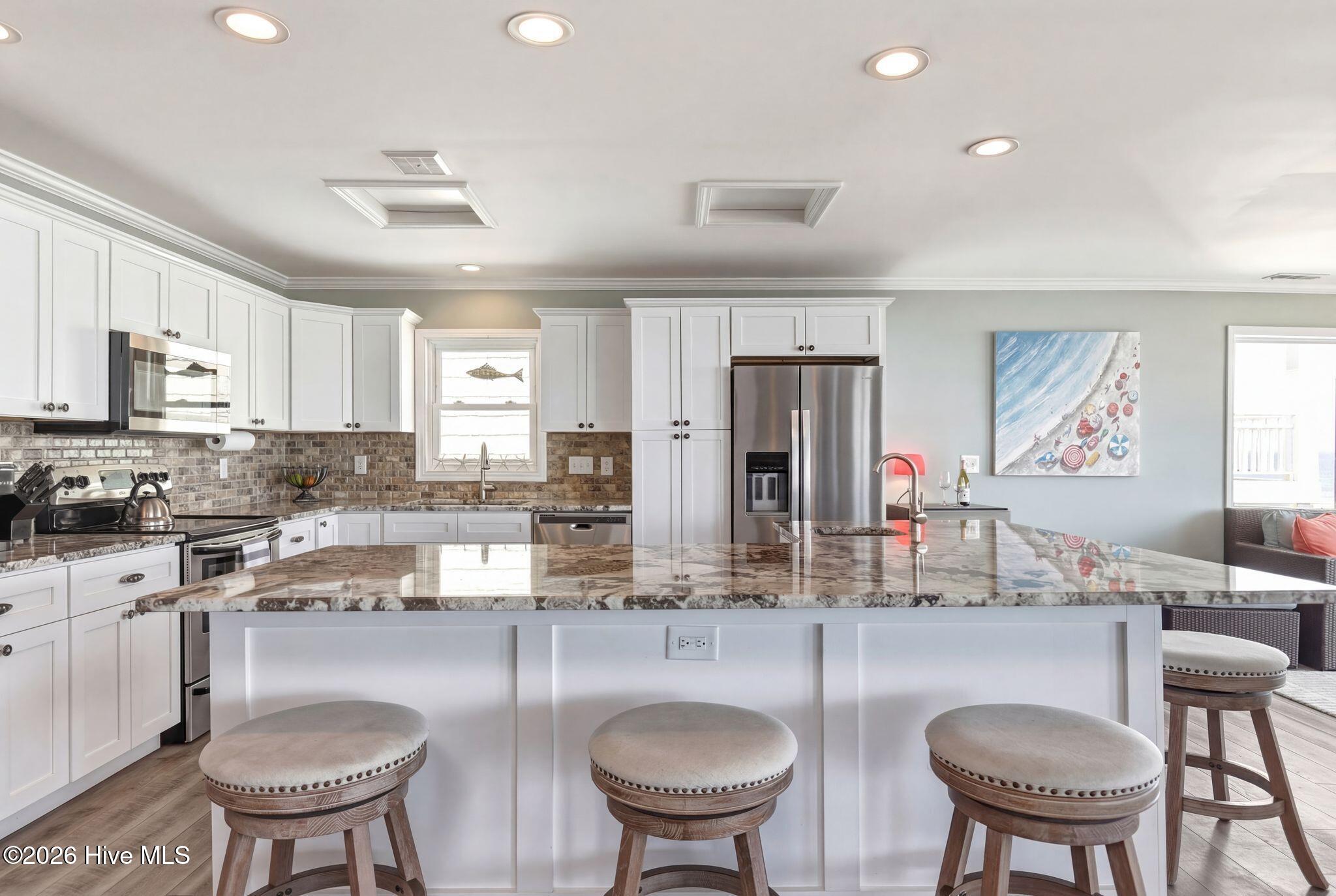 100539934 | Photo 18