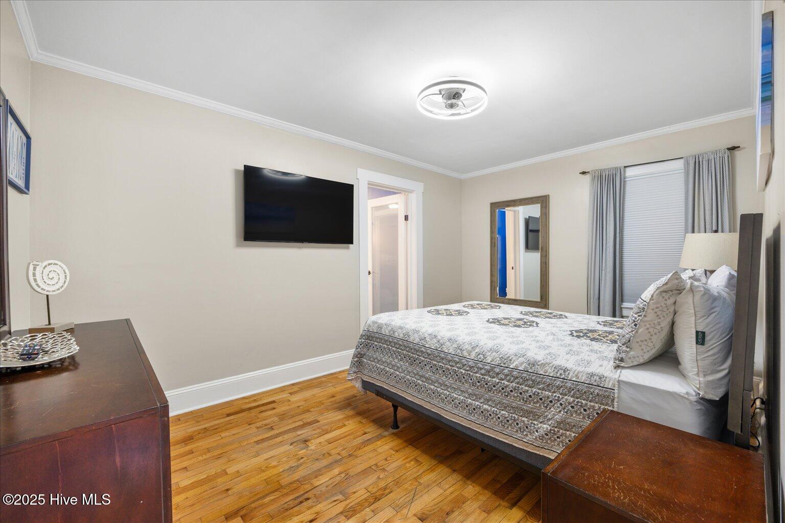 100528295 | Photo 16