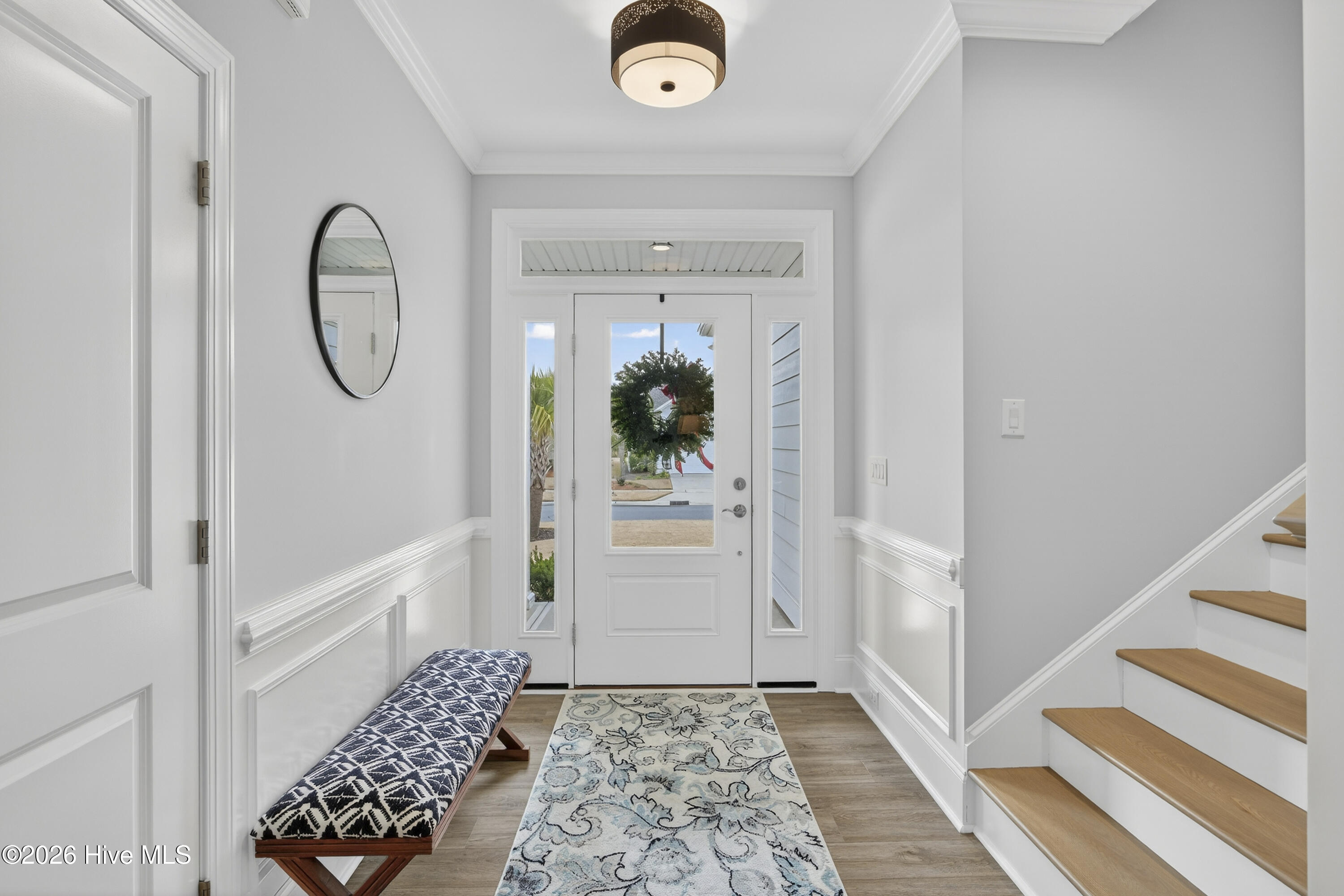 100551678 | Photo 16