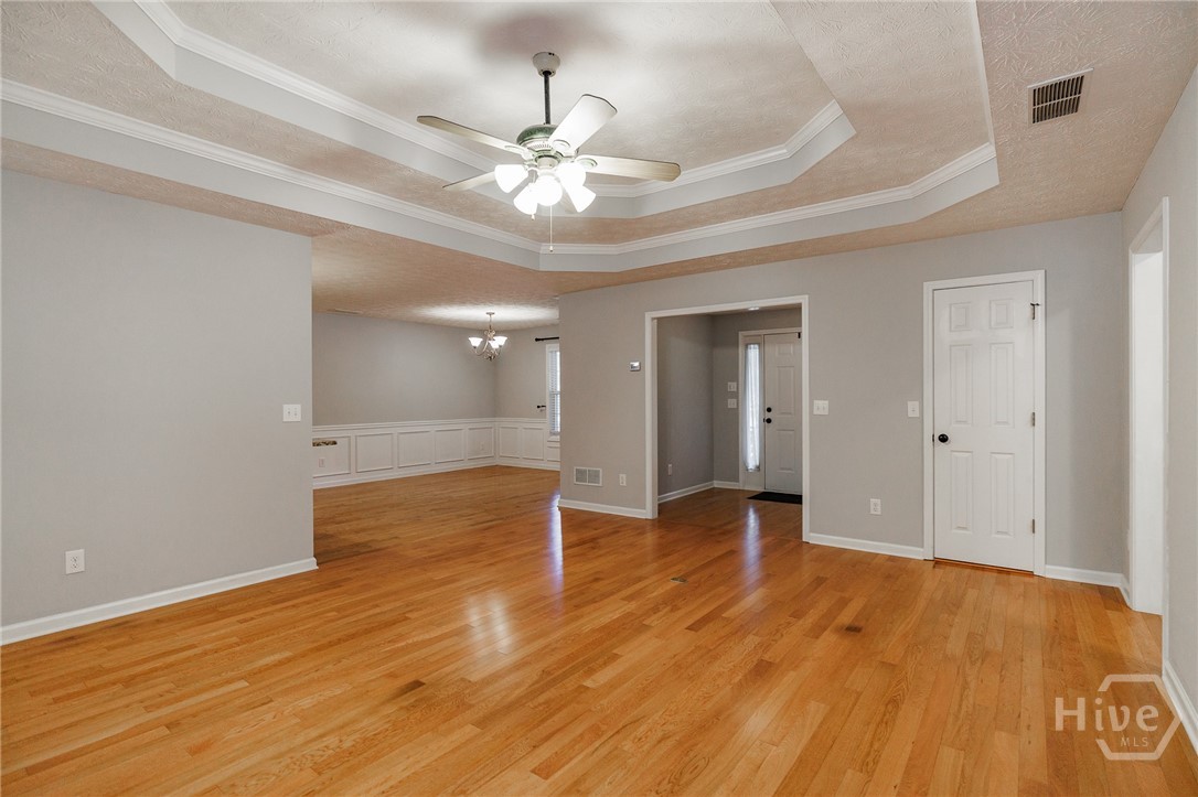 2249 Cluster Lane