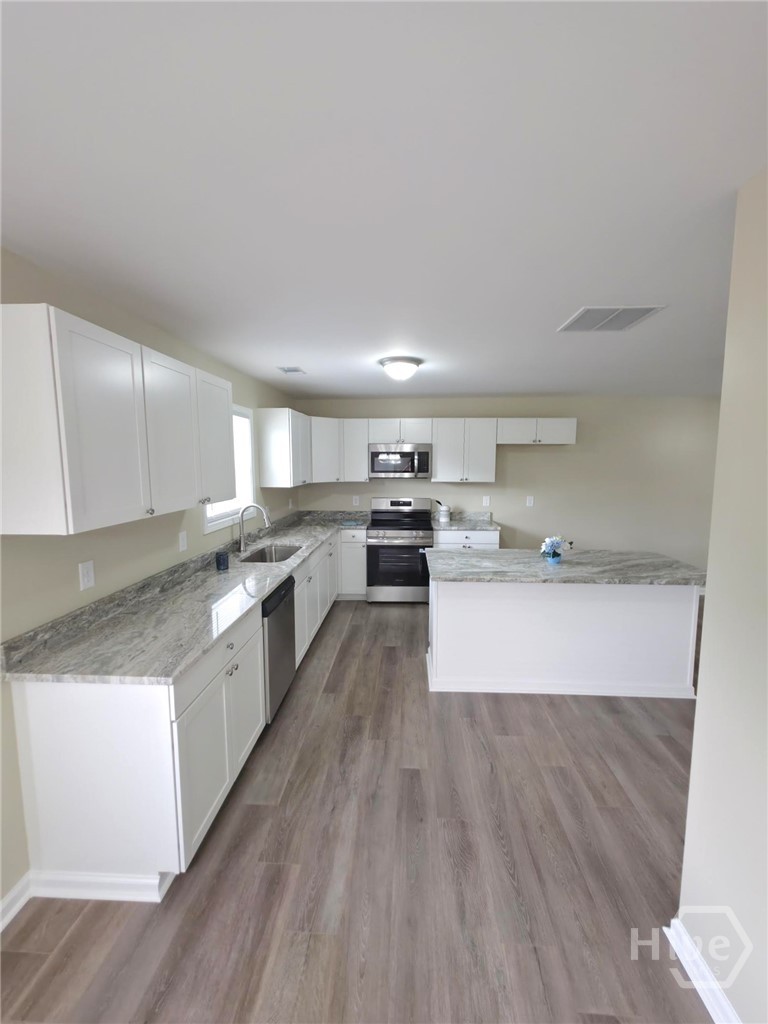 Homes for sale in Statham, GA | 149 Charlotte Dr, Statham, GA 30666 | MLS# CL348019