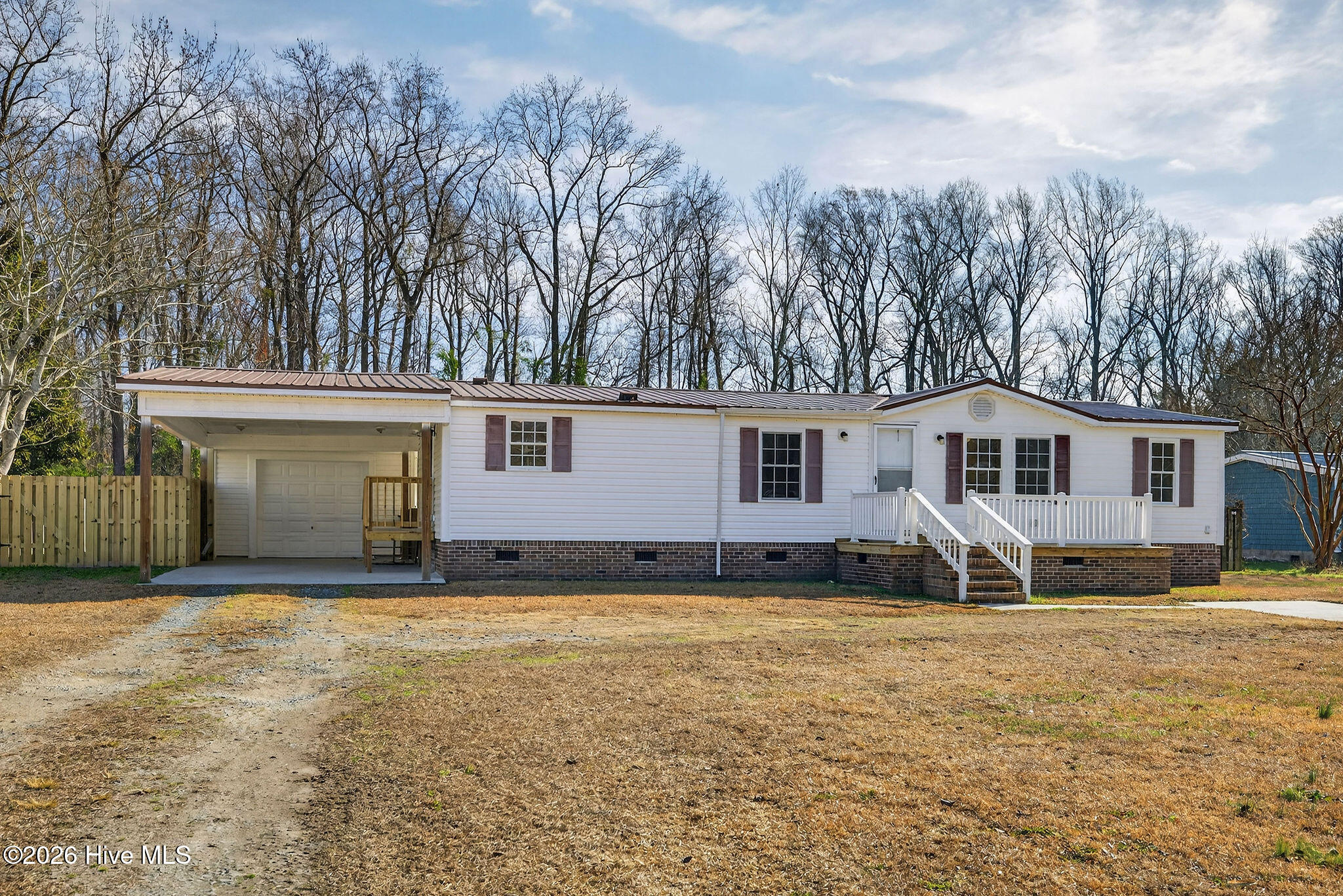 100548373 | Photo 52