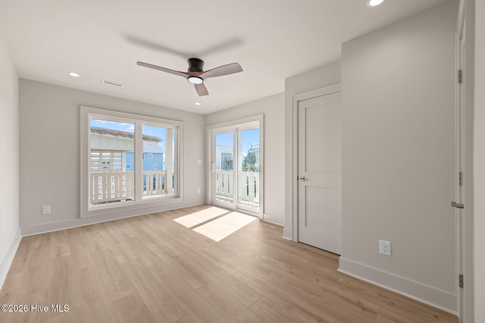 100552191 | Photo 100