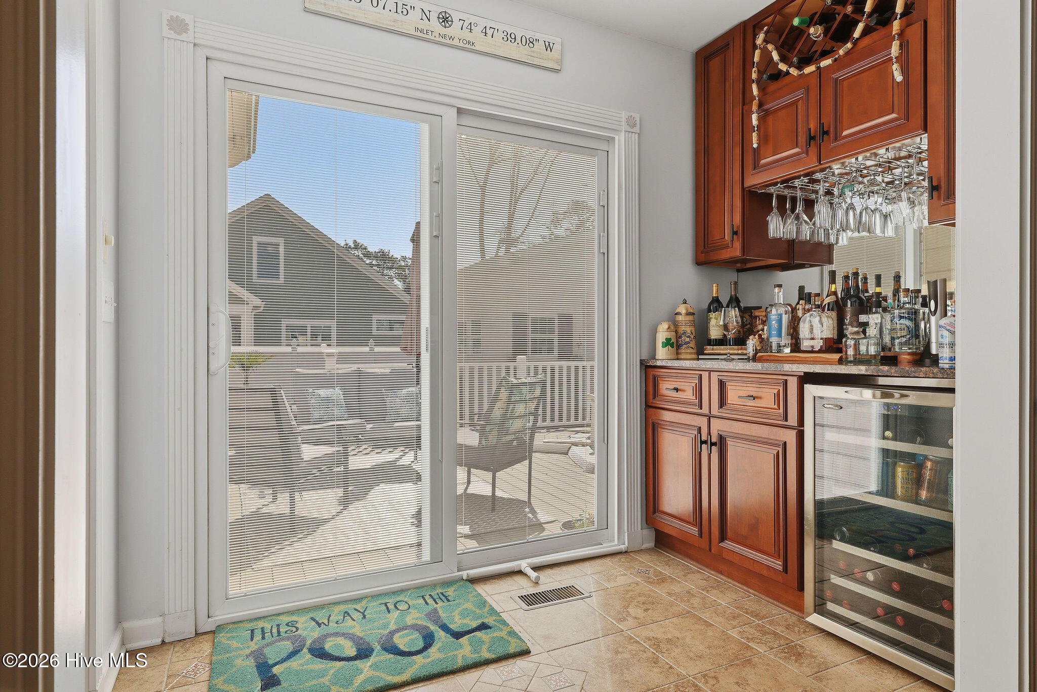 100564748 | Photo 31