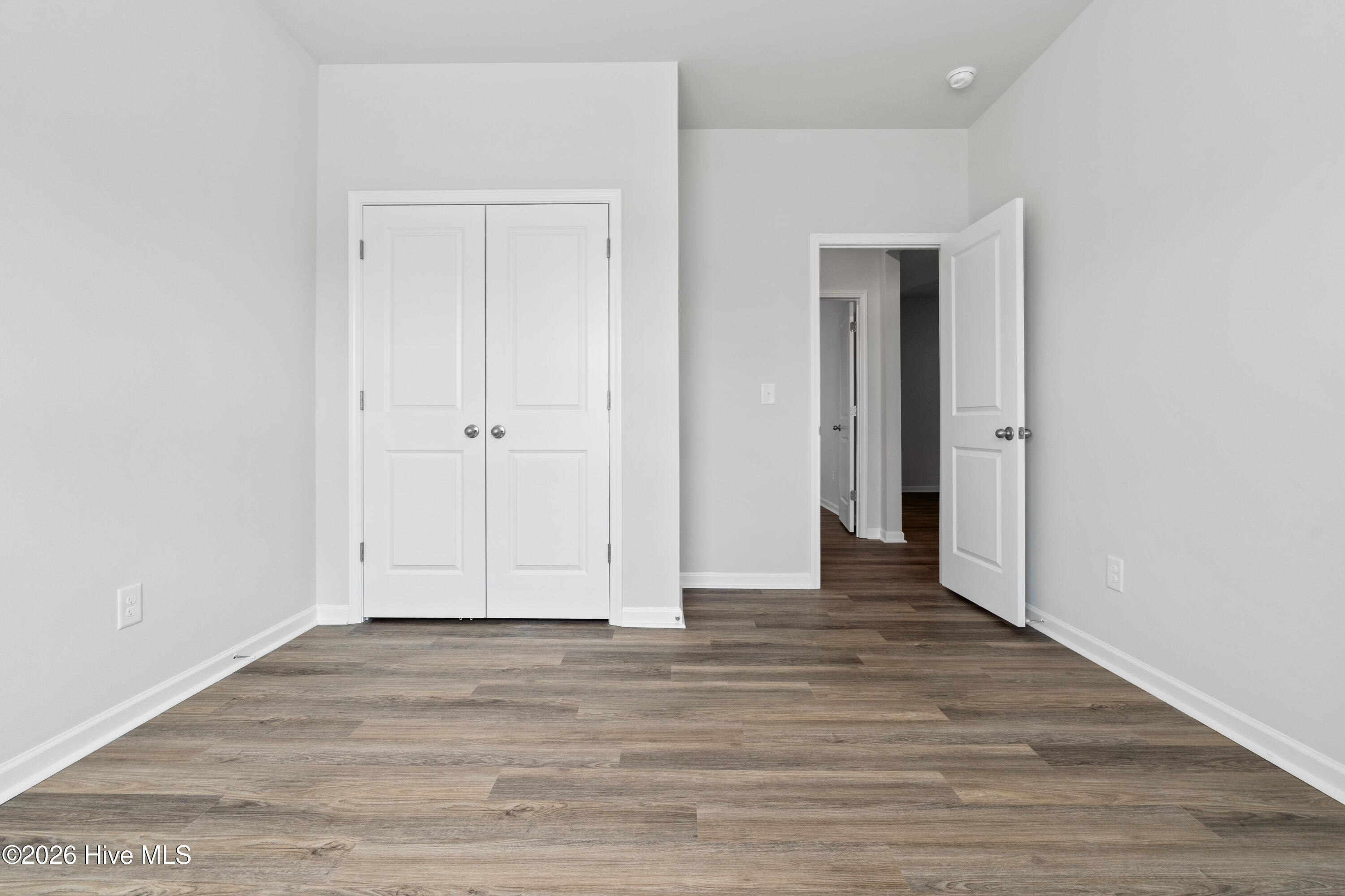 100534400 | Photo 29