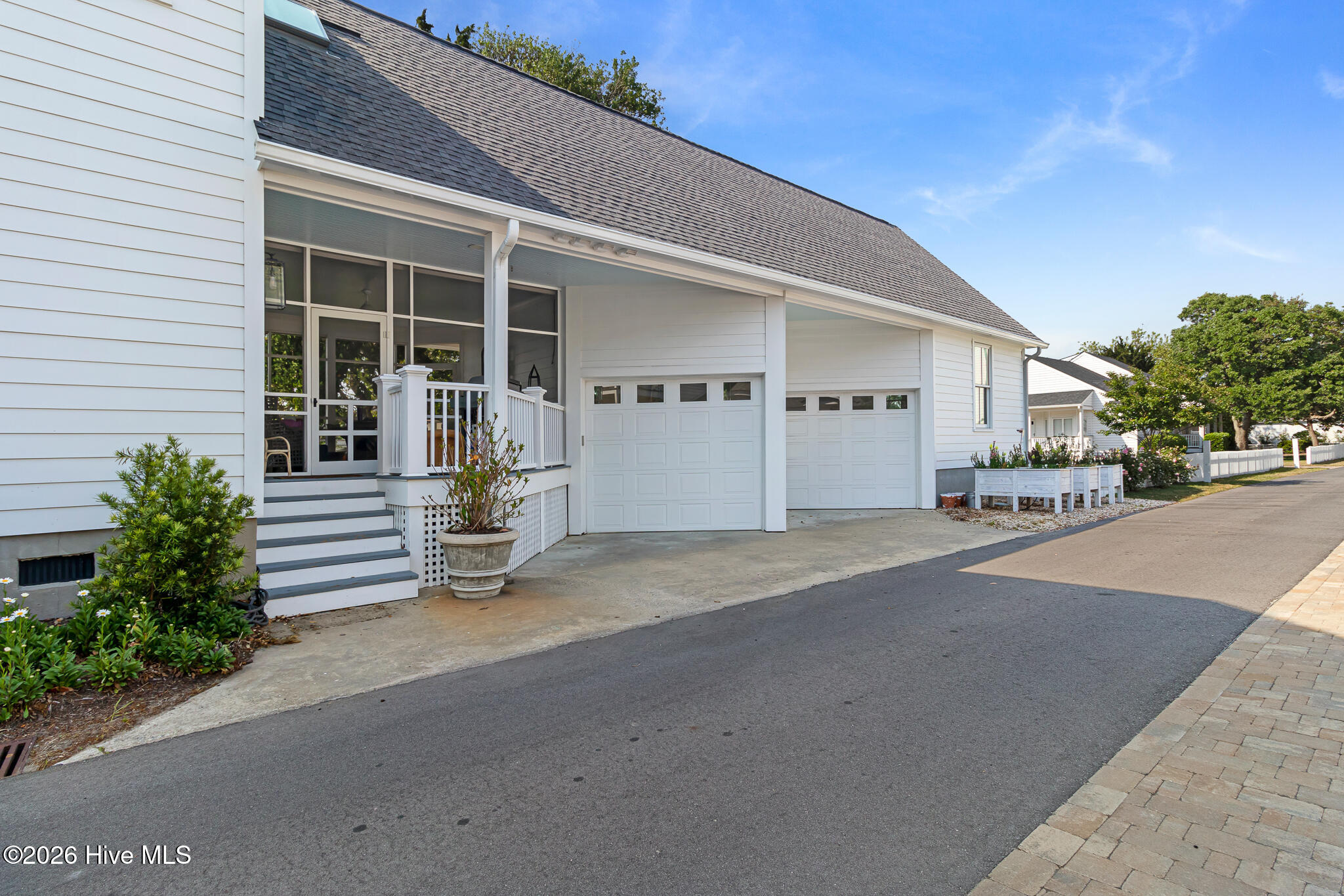 102 & 113 Front Street,Beaufort