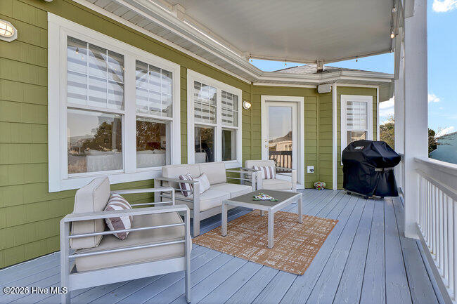 100552893 | Photo 29