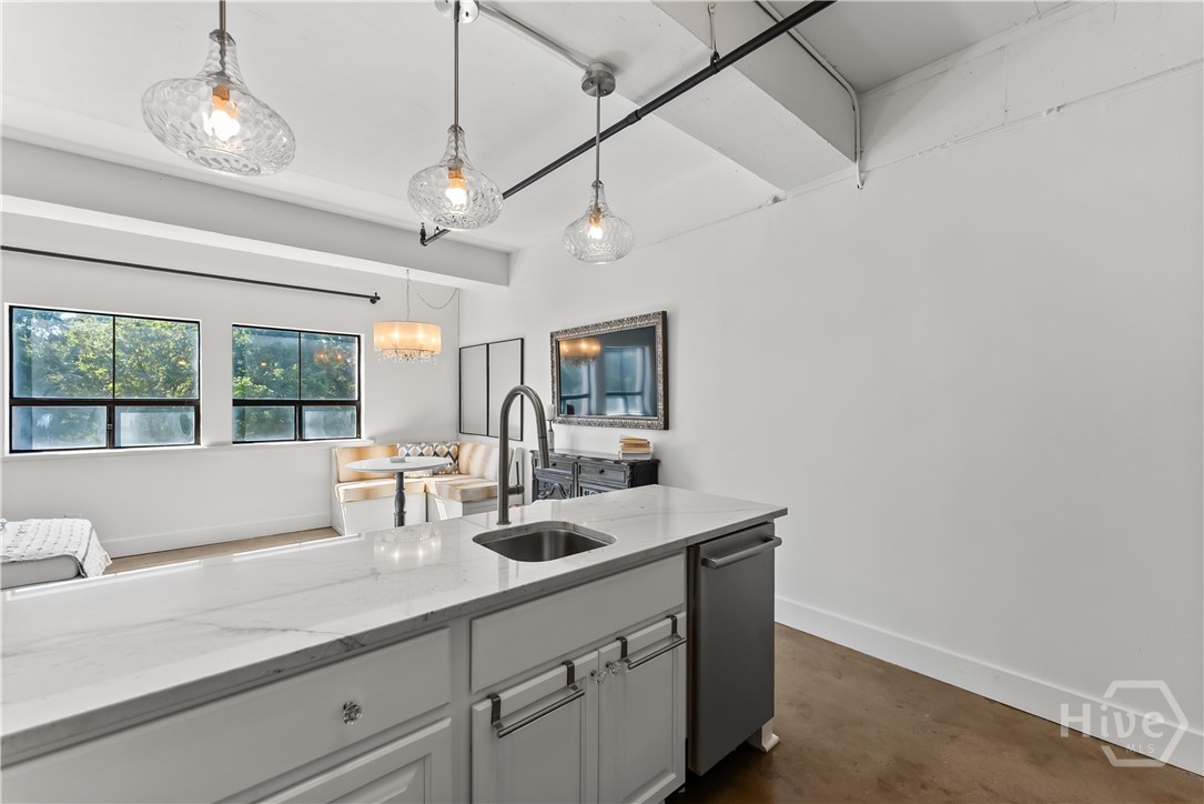 131 Broad Street E 301