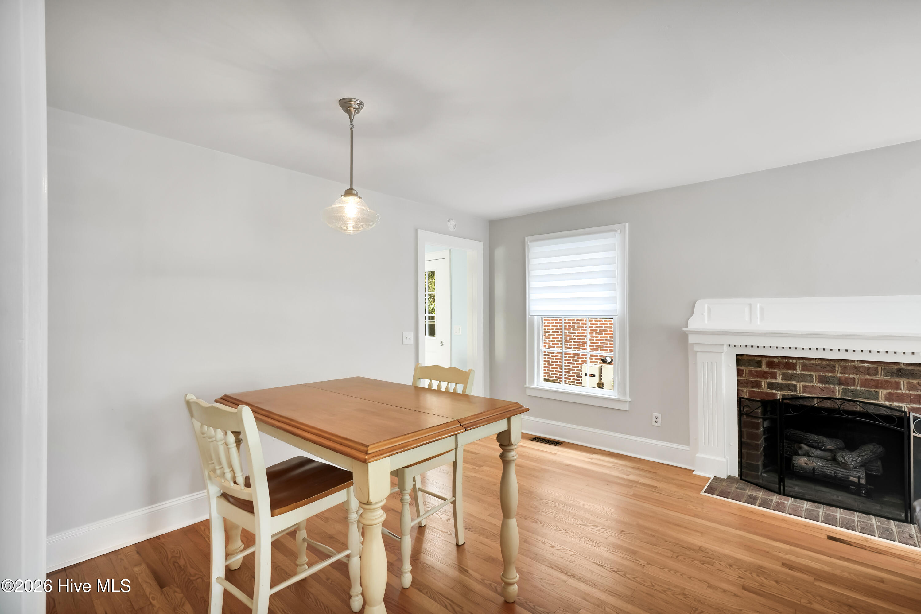 100564635 | Photo 13