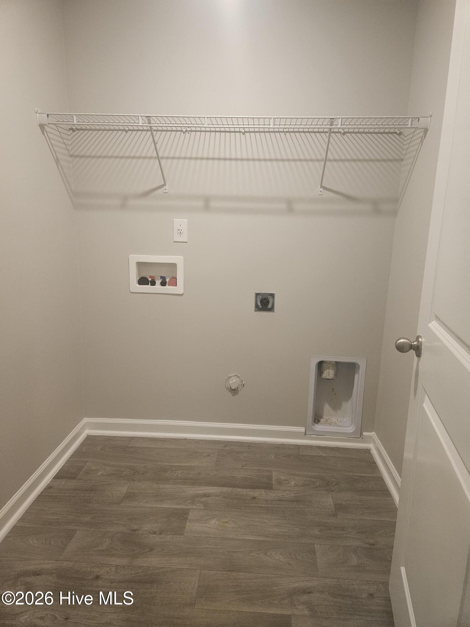 100556834 | Photo 26