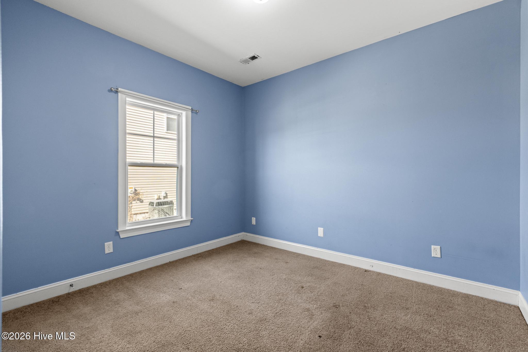 100556955 | Photo 25