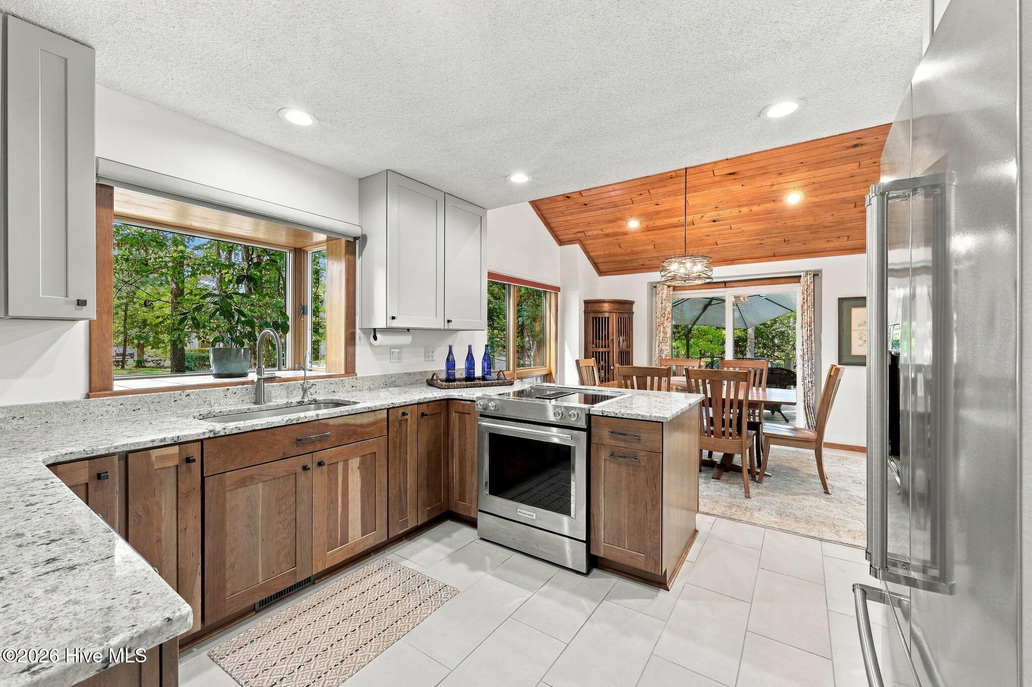 Photo 2 of Single family home for sale at 101 Skipper Cir, Oriental, NC 28571 | MLS# 100608114 | Listing updated on 2026-10-05