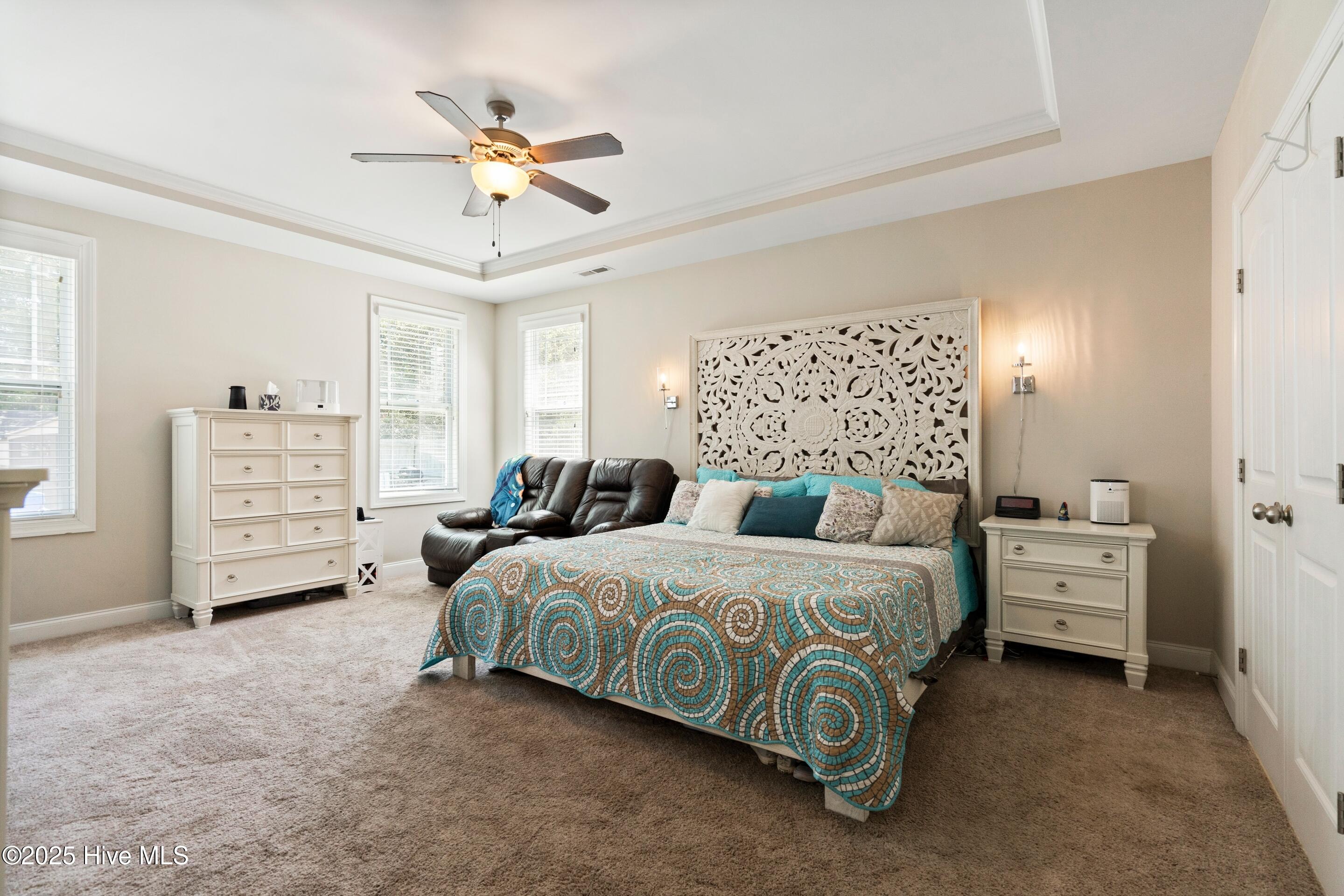 100532495 | Photo 30