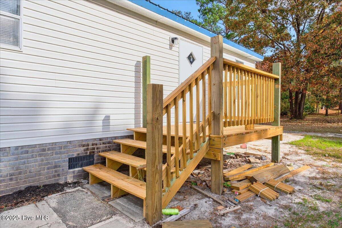 100543230 | Photo 33