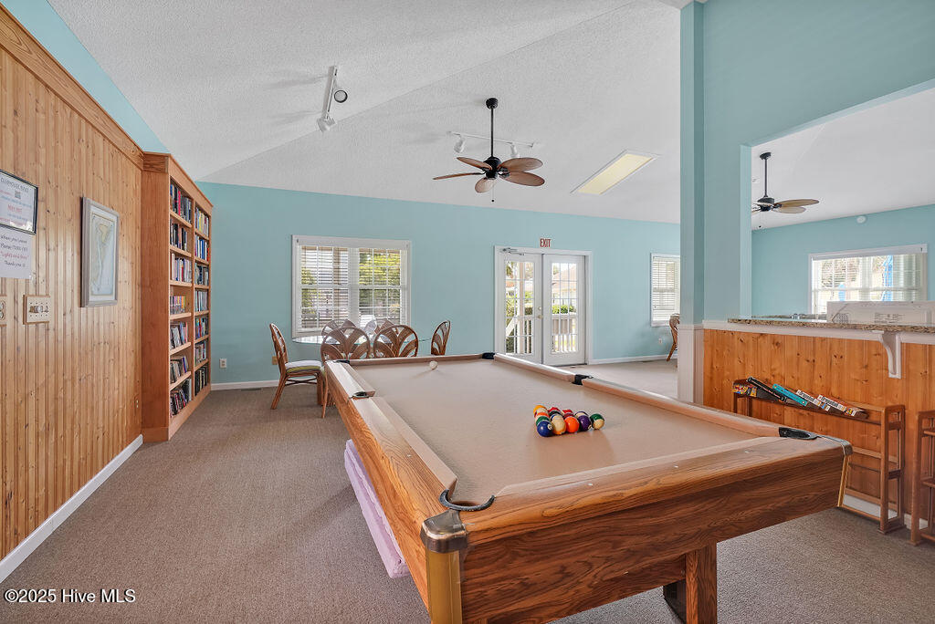 100553709 | Photo 72