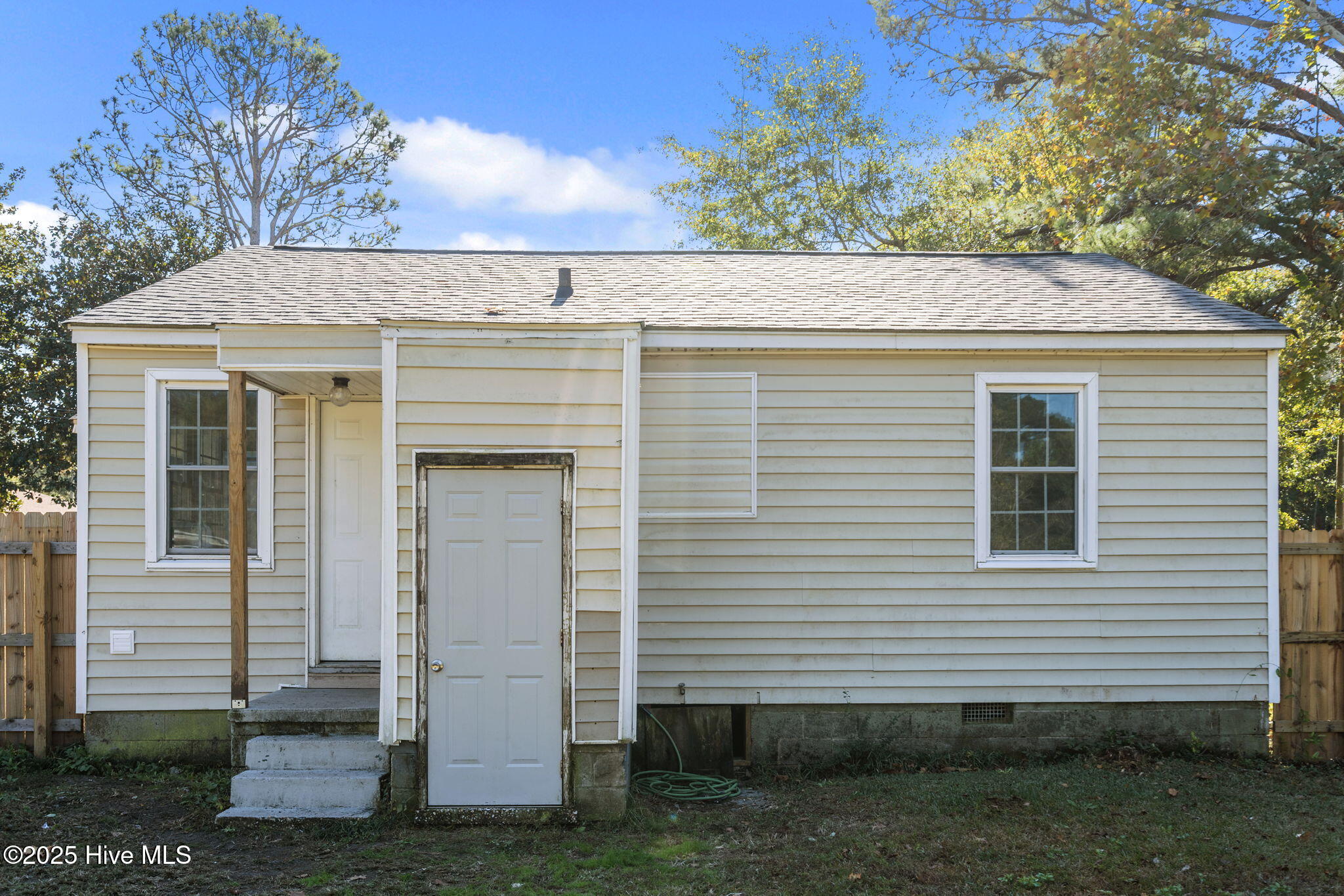 100538692 | Photo 41