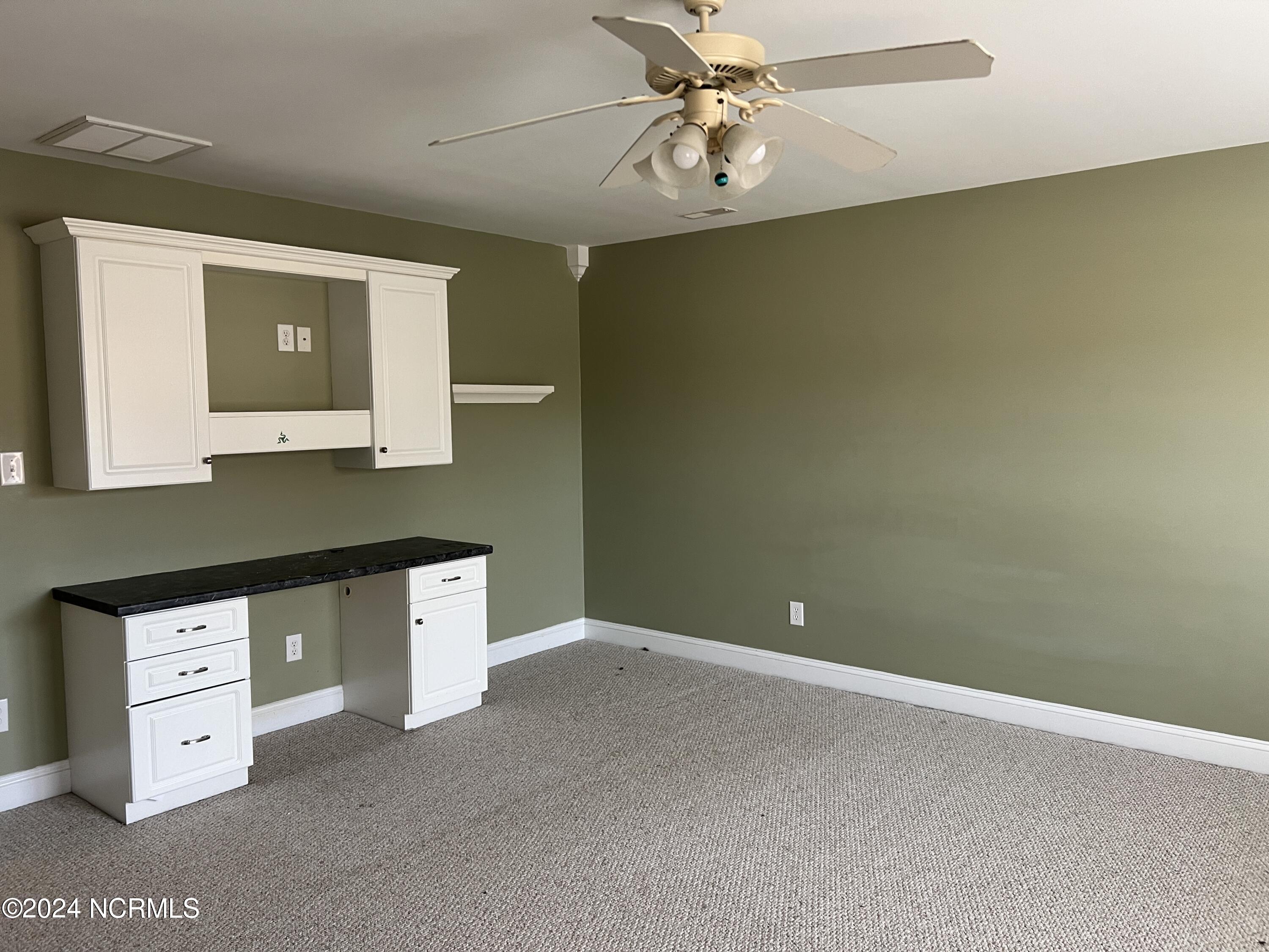 100545108 | Photo 20