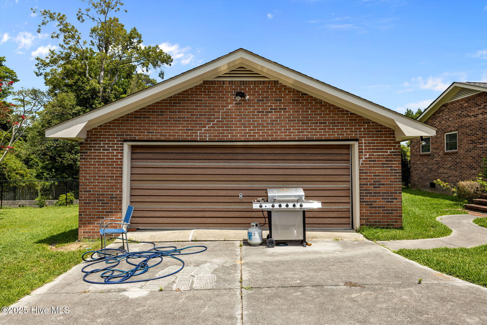 100521468 | Photo 36