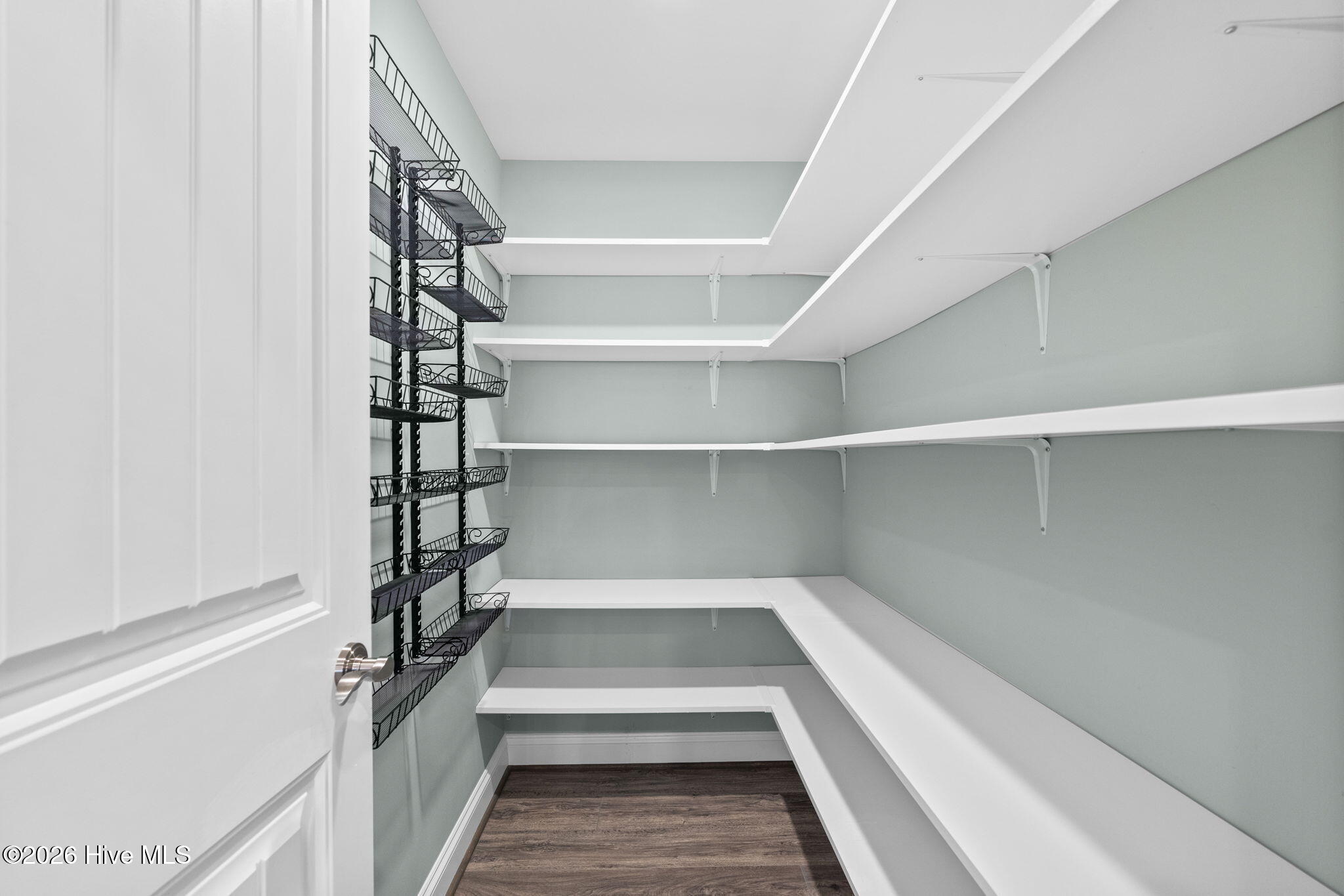 100563423 | Photo 19