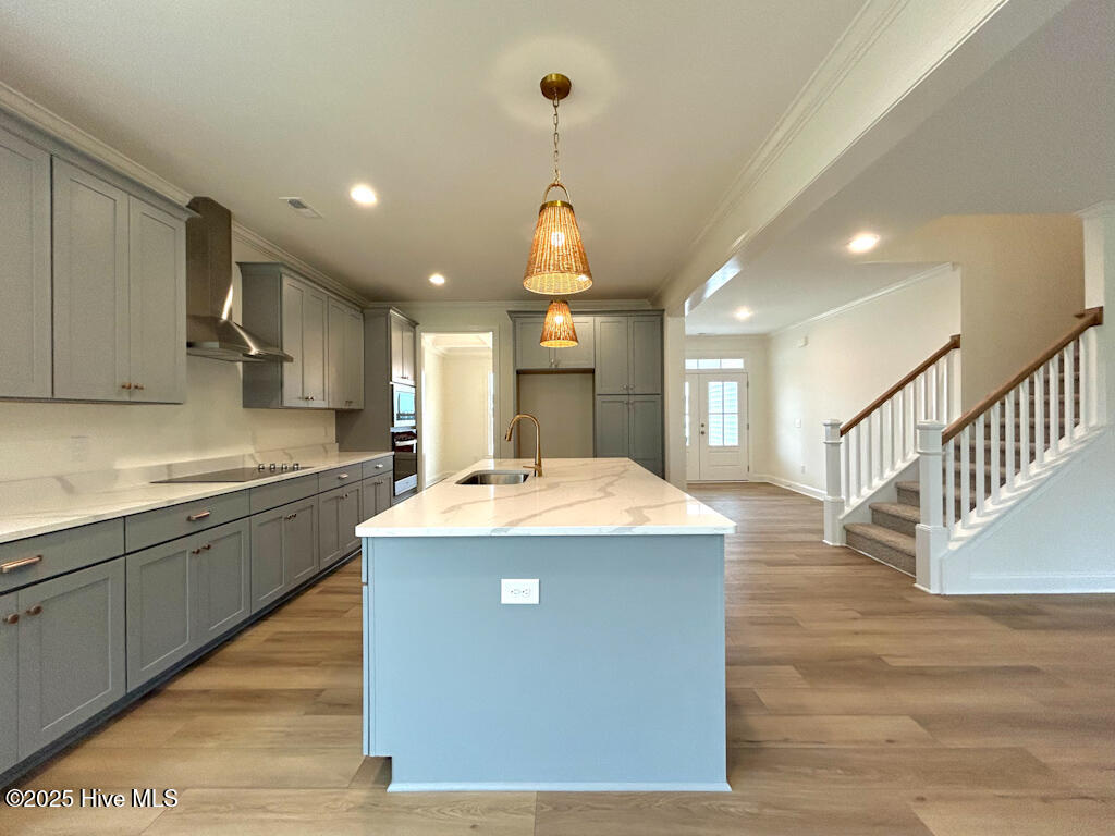 100510168 | Photo 22