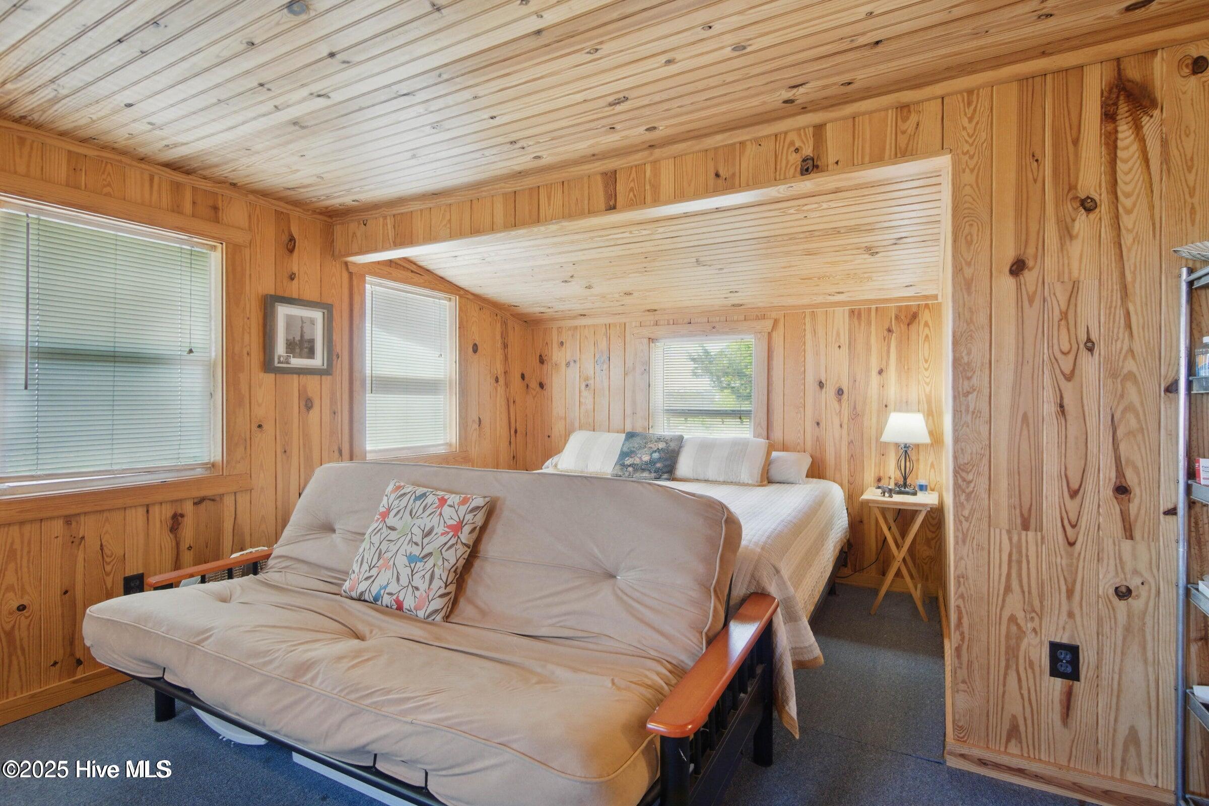 100516545 | Photo 17