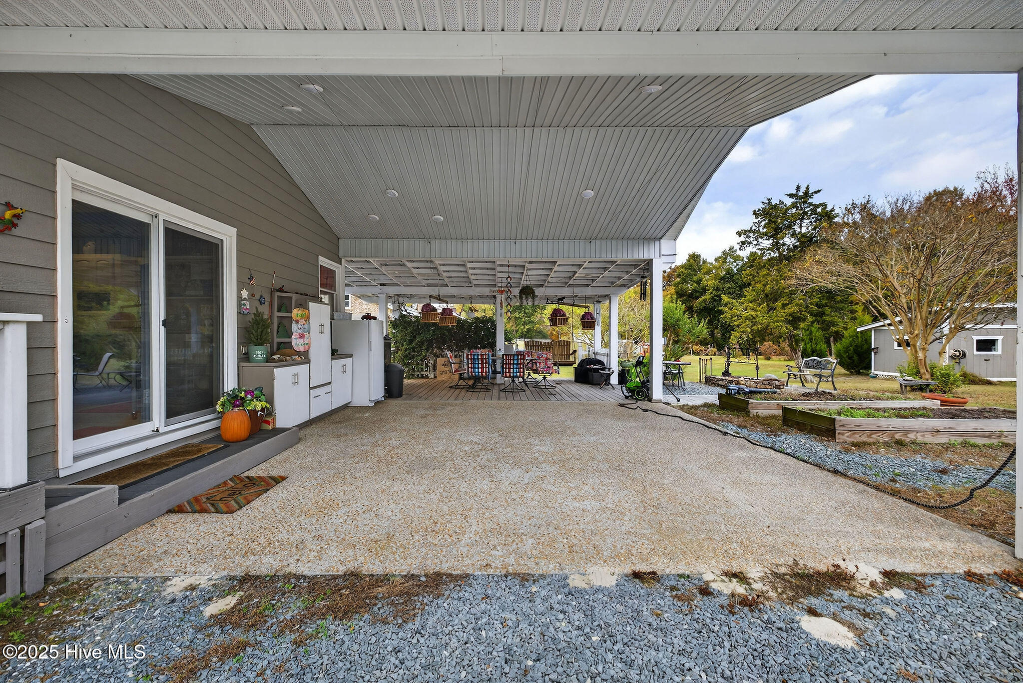 100542936 | Photo 10