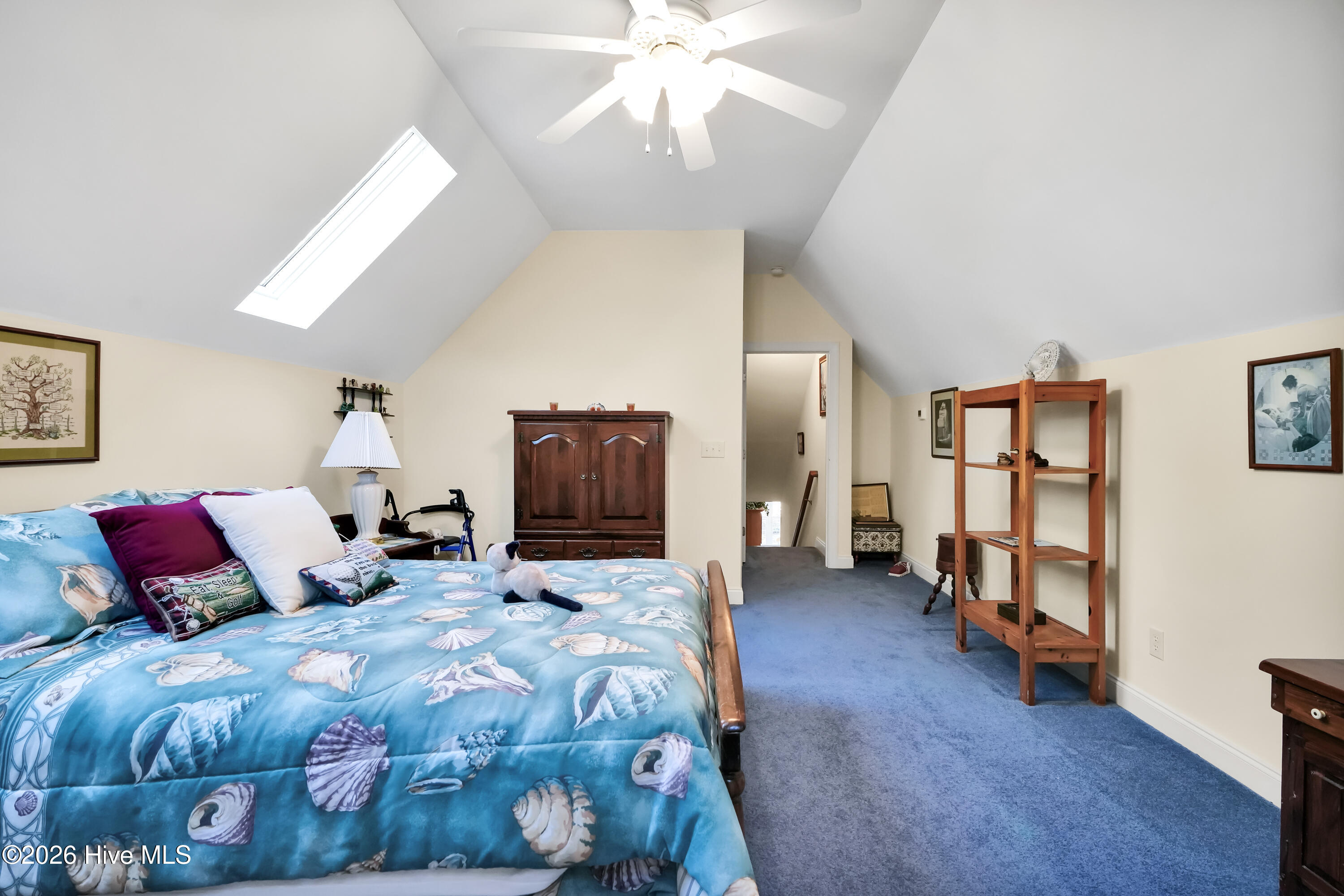 100549452 | Photo 25