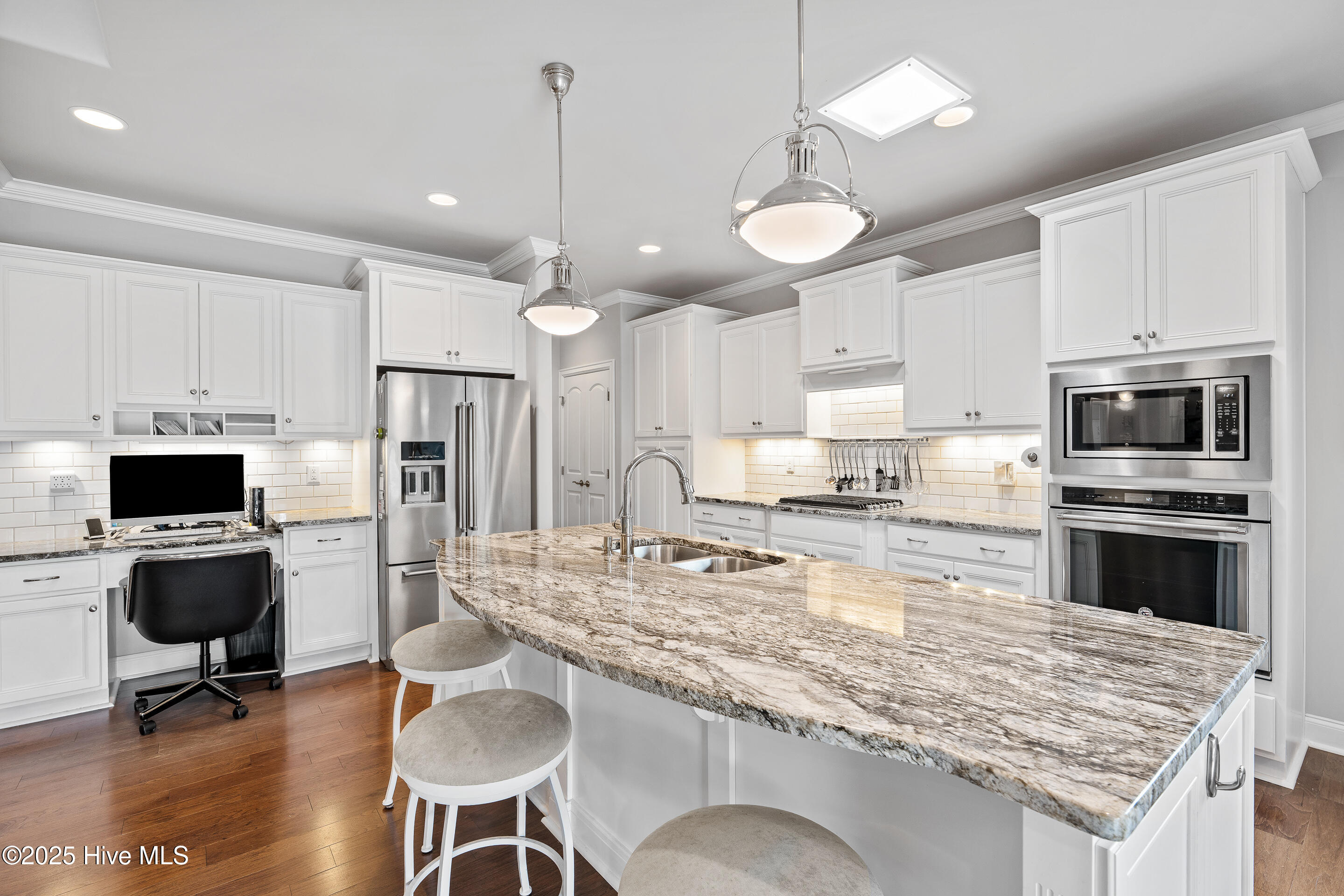 100542955 | Photo 17