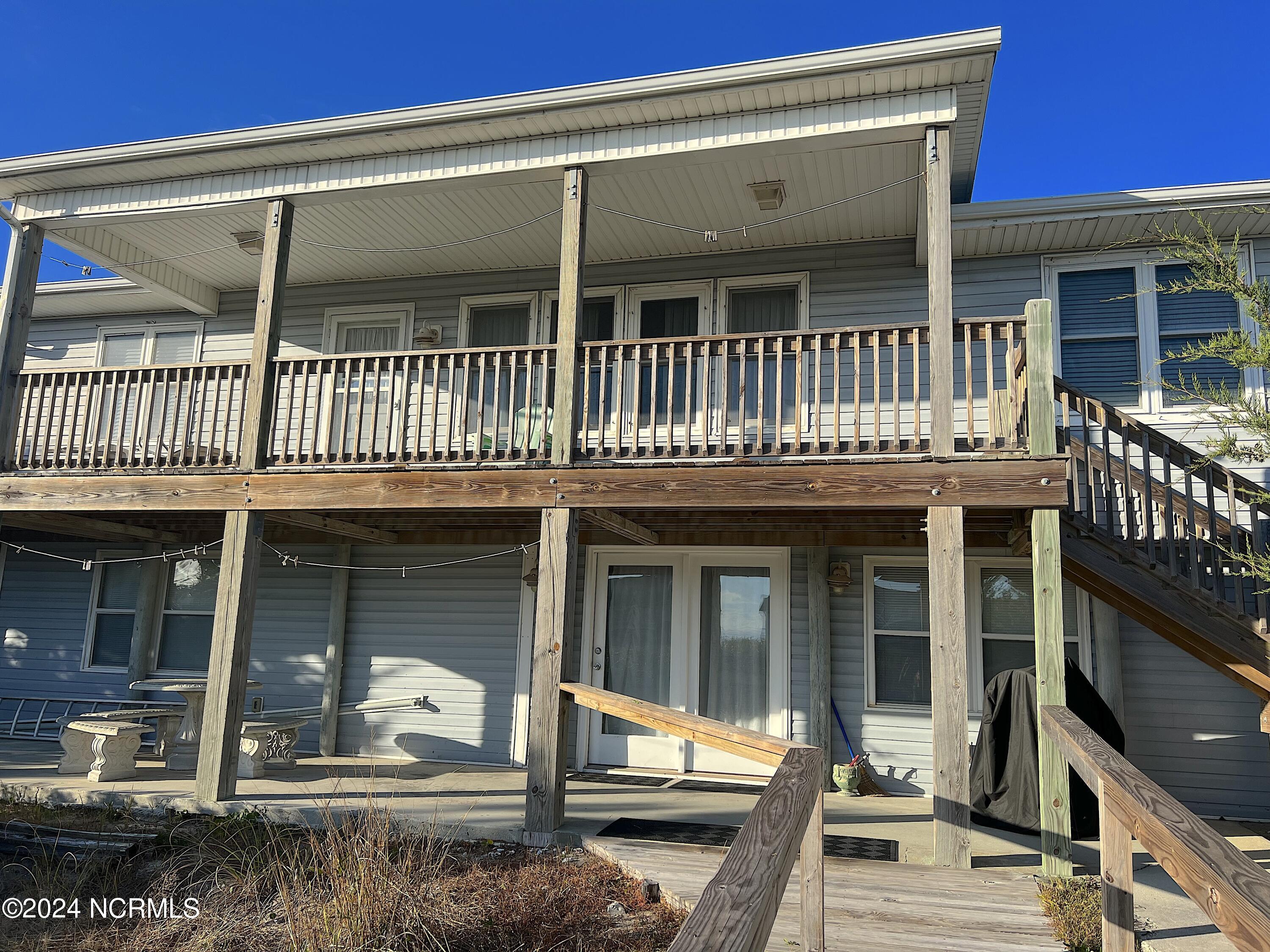 100400478 | Photo 22