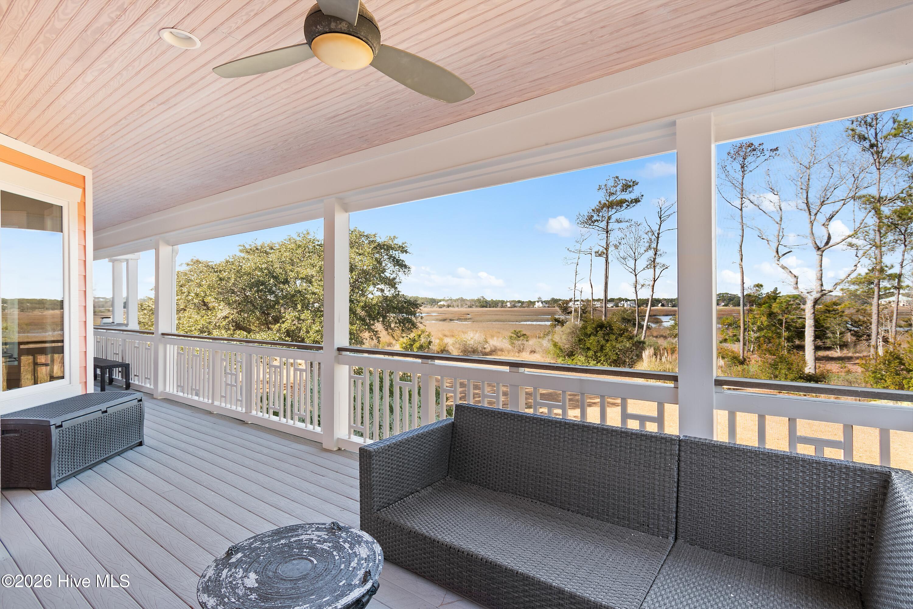 100549658 | Photo 48