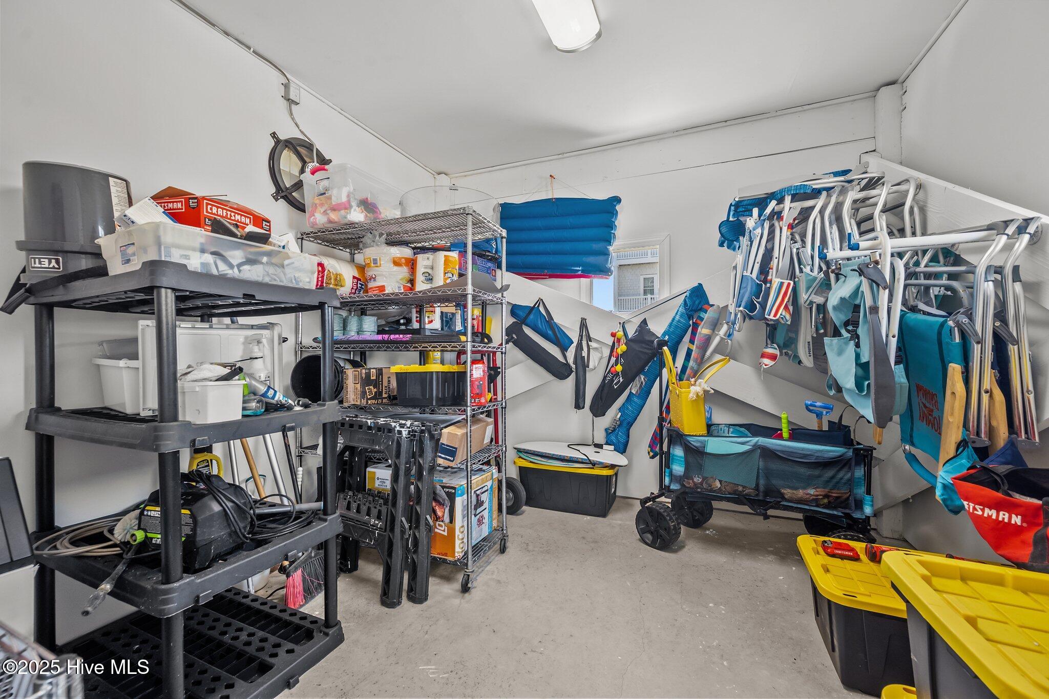 100514915 | Photo 55