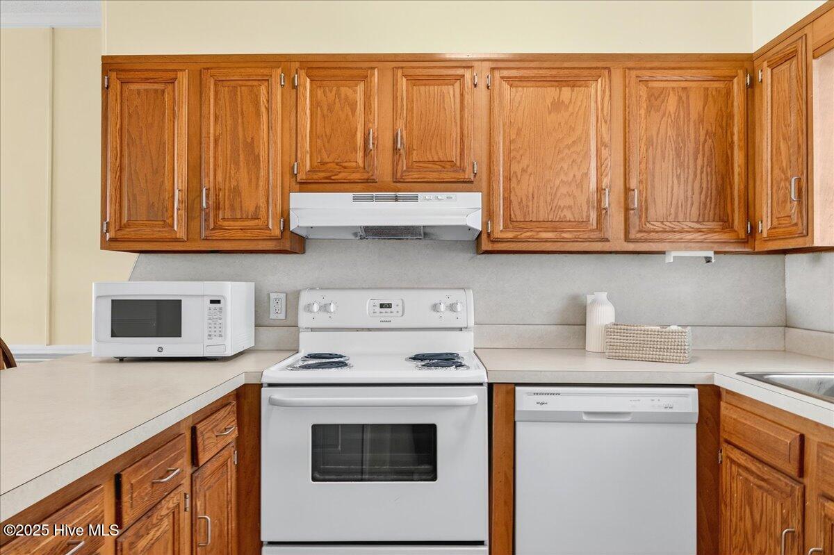 100538746 | Photo 13